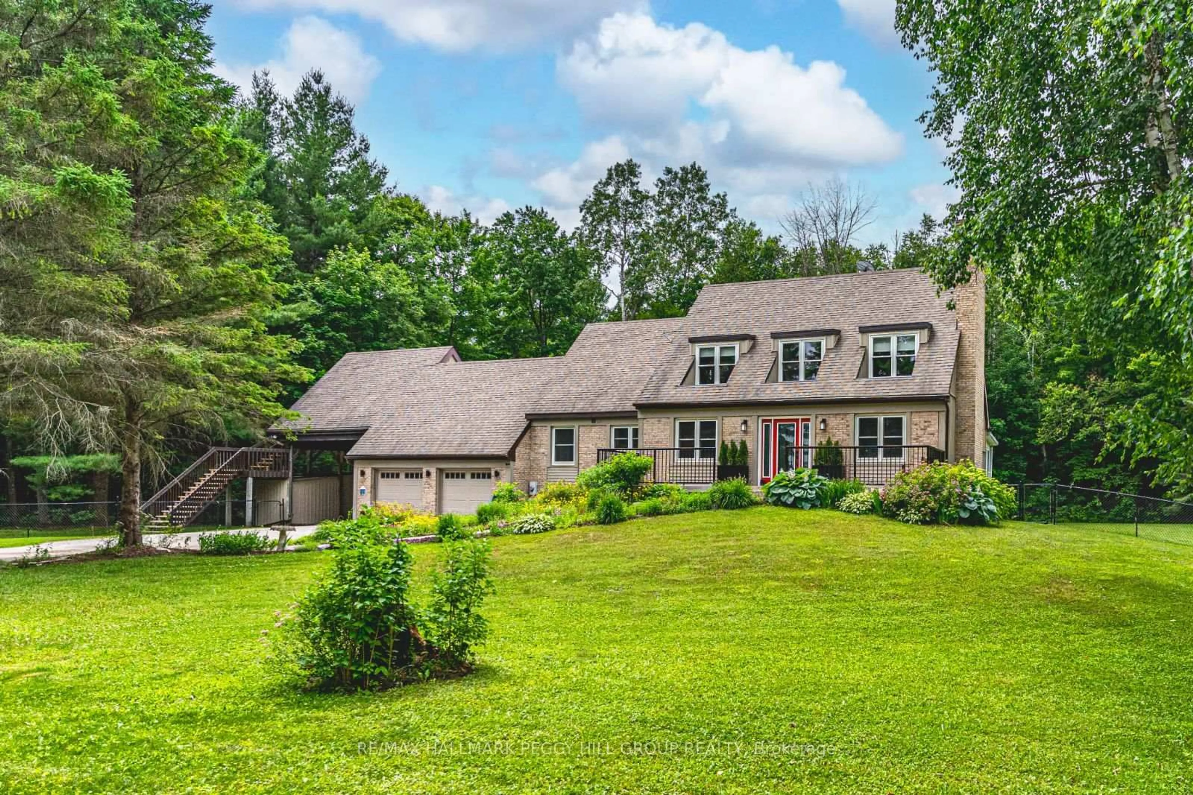 A pic from outside/outdoor area/front of a property/back of a property/a pic from drone, mountain view for 7816 6th Line, Essa Ontario L0M 1T0