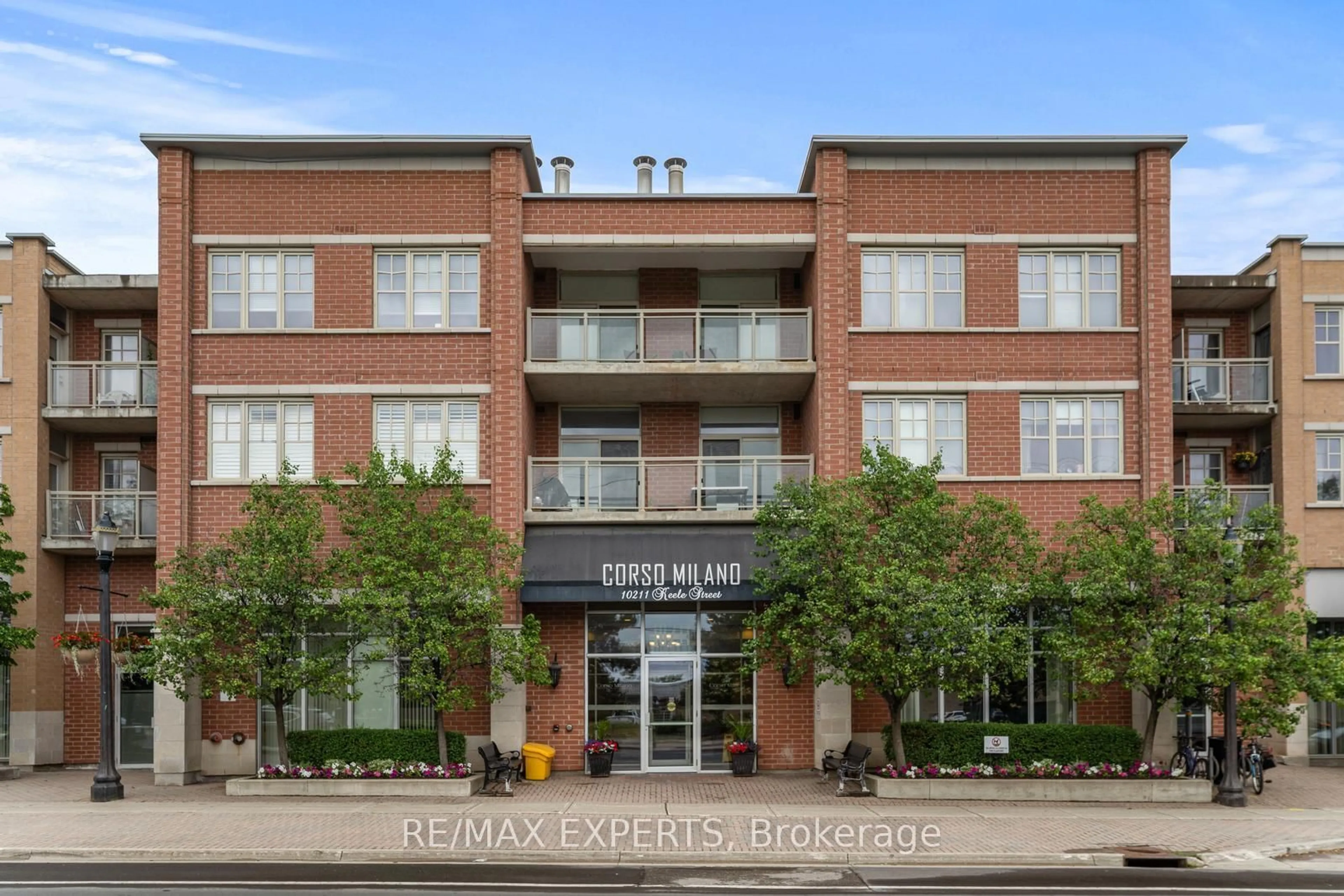 Unknown for 10211 Keele St #105, Vaughan Ontario L6A 4R7