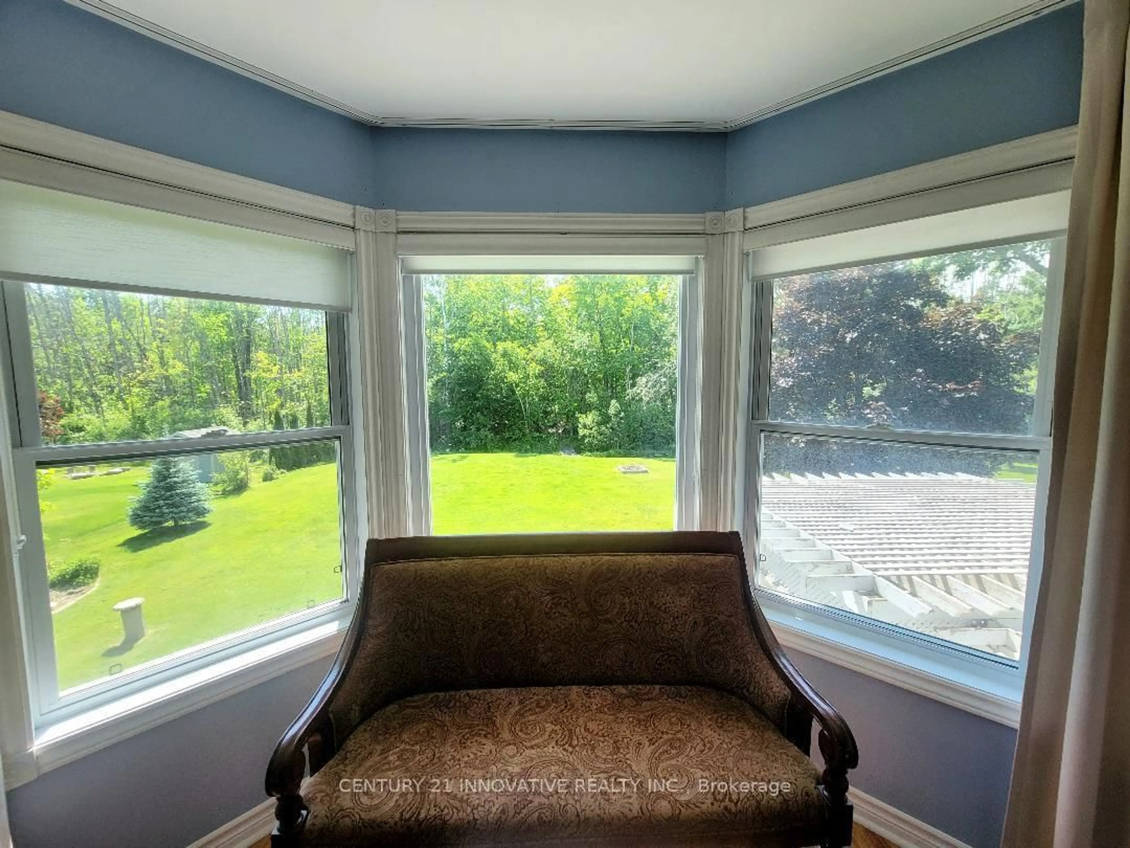 A pic of a room for 3678 Kimberley St, Innisfil Ontario L9S 2L3