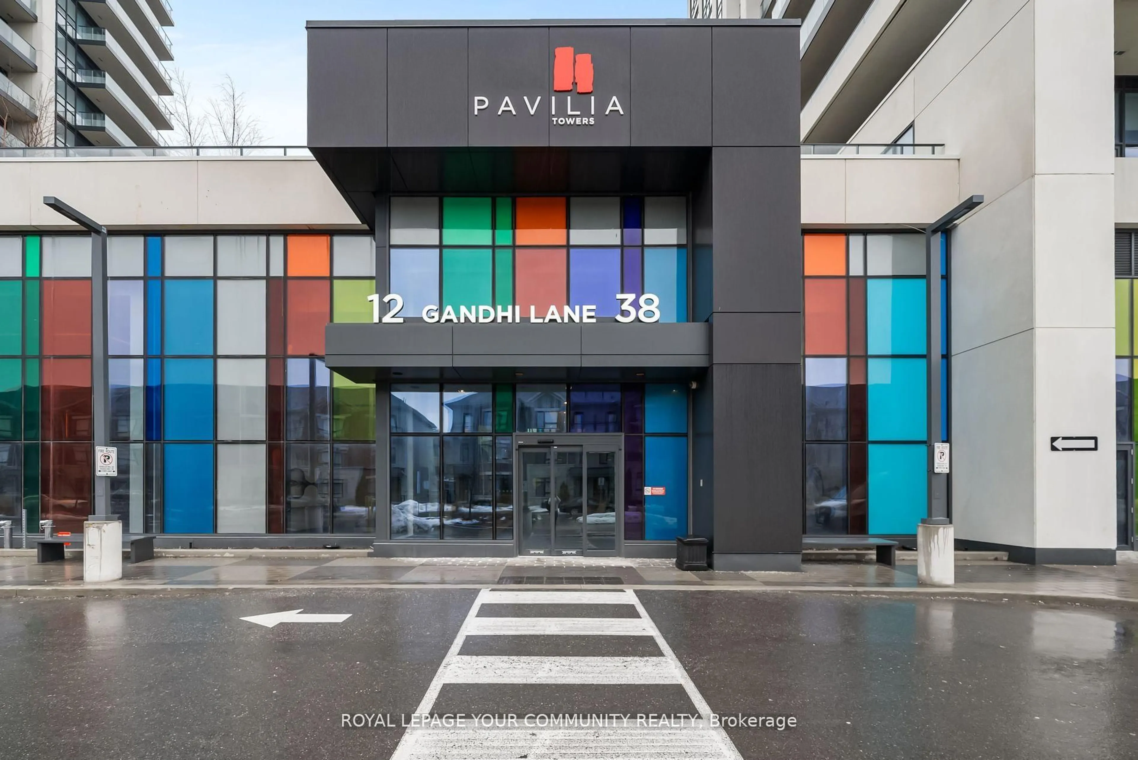 Indoor foyer for 38 Gandhi Lane #3309B, Markham Ontario L3T 0G9
