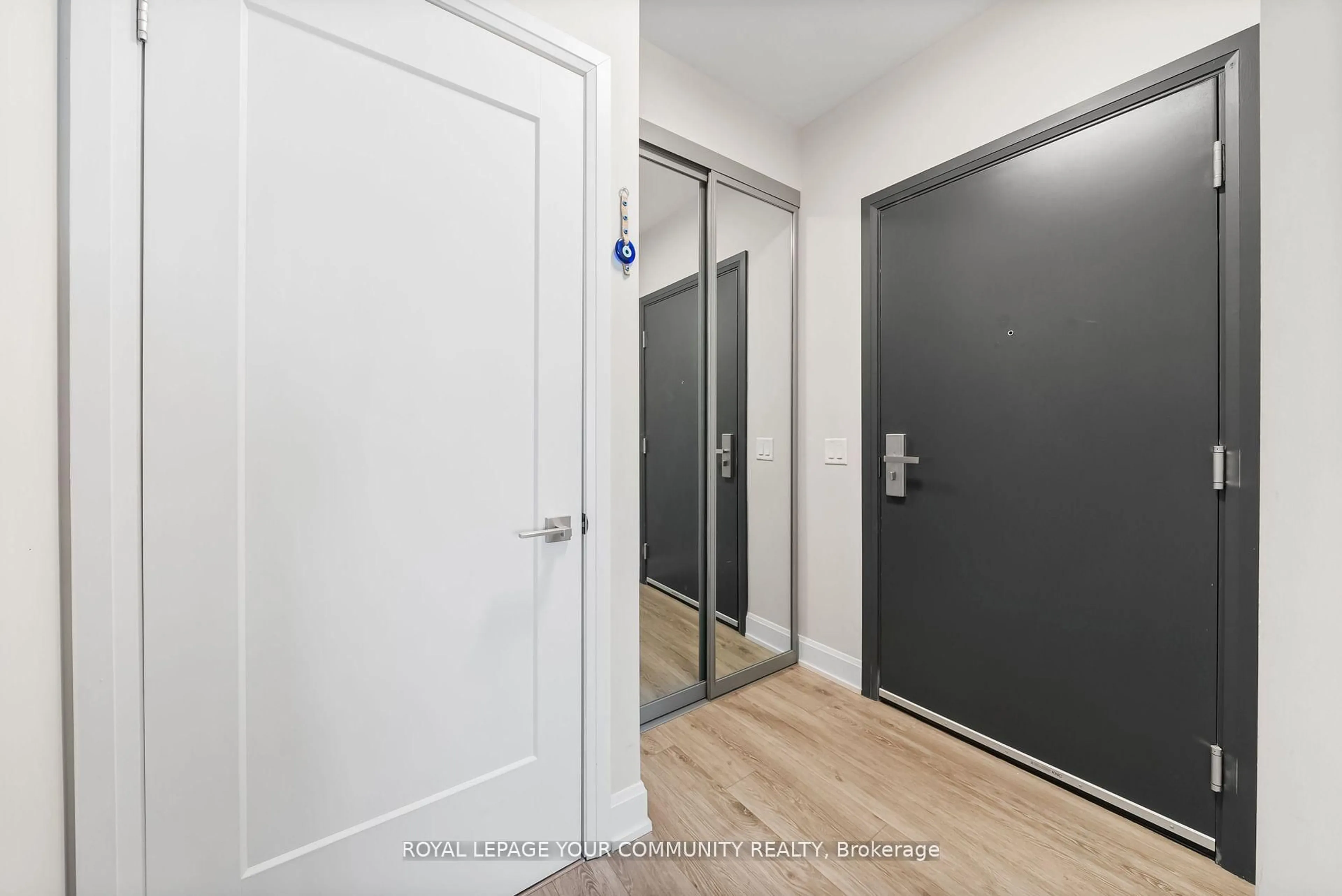 Indoor entryway for 38 Gandhi Lane #3309B, Markham Ontario L3T 0G9