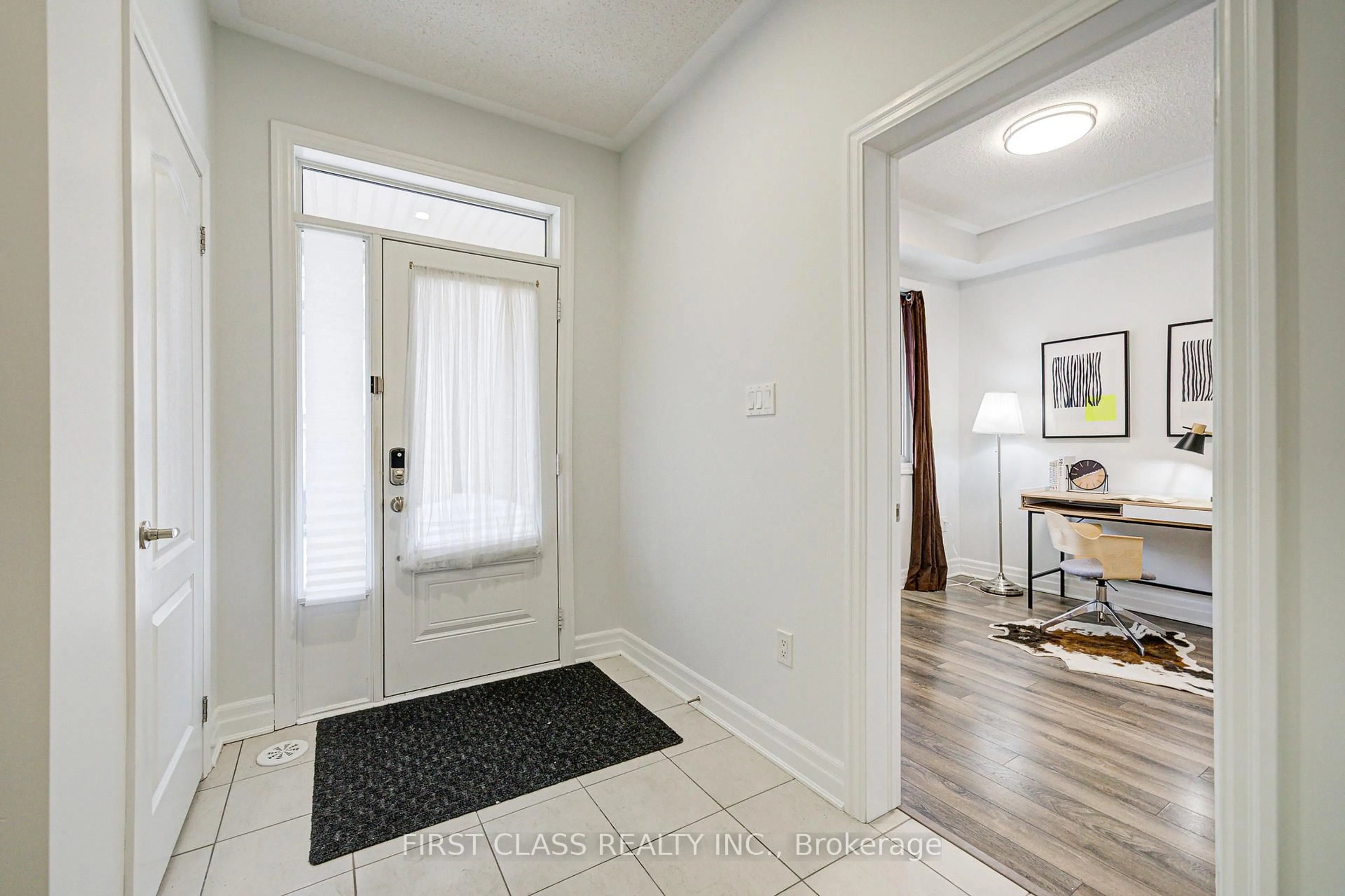 Indoor entryway for 15 Thomas Swanson St, Markham Ontario L6B 1M8
