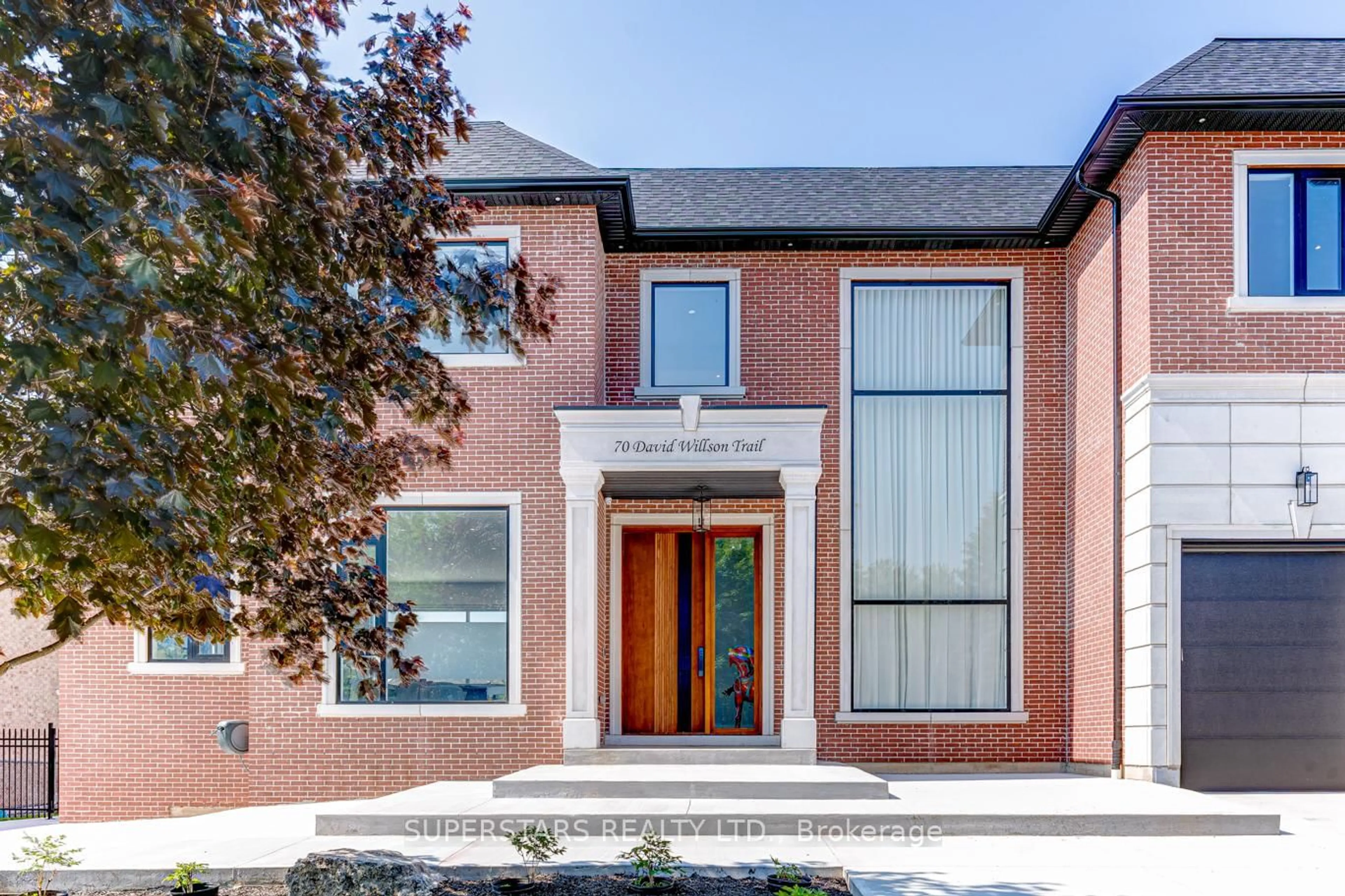 Home with brick exterior material, street for 70 David Willson Tr, East Gwillimbury Ontario L0G 1V0