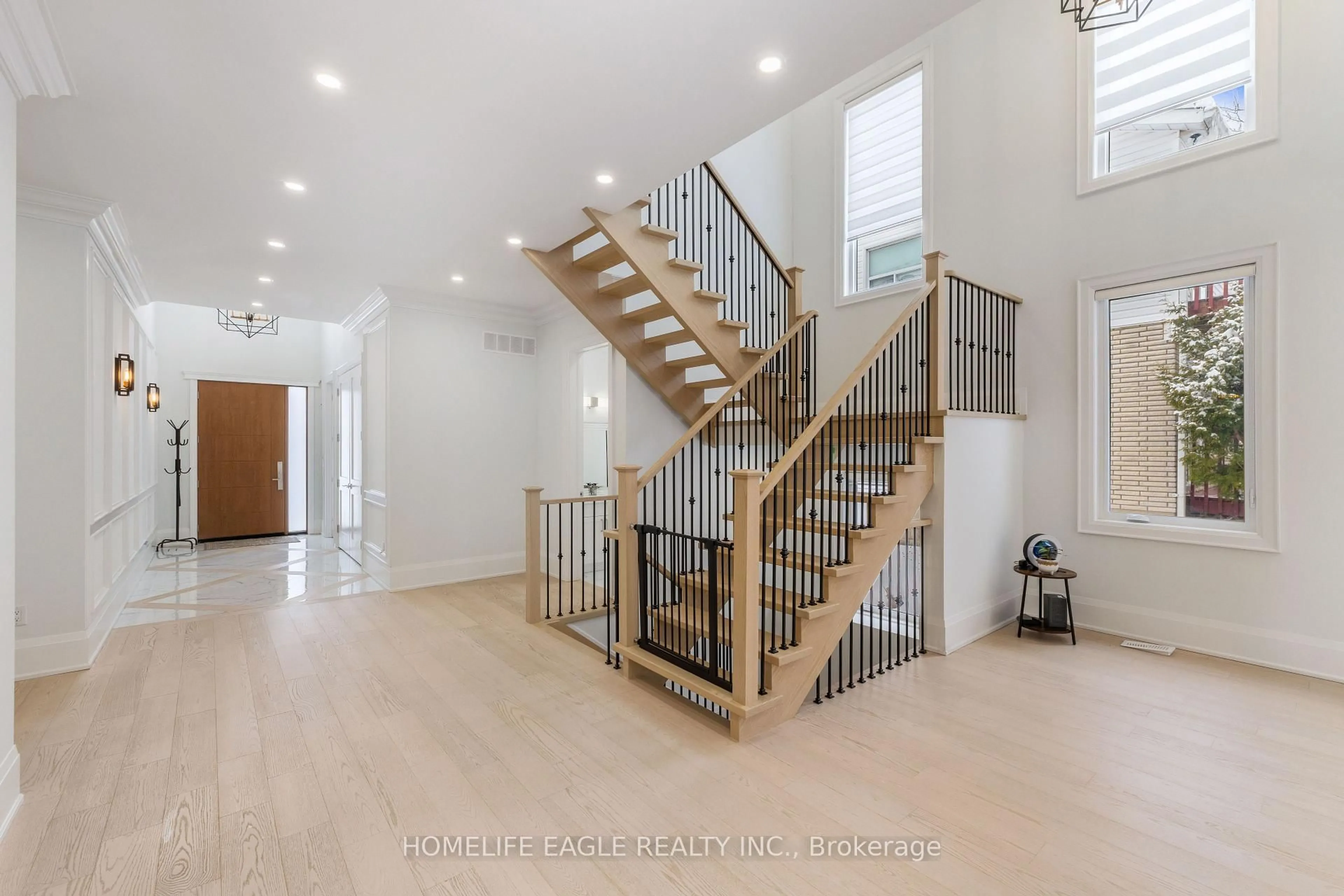 Unknown for 363 Penn Ave, Newmarket Ontario L3Y 2S7