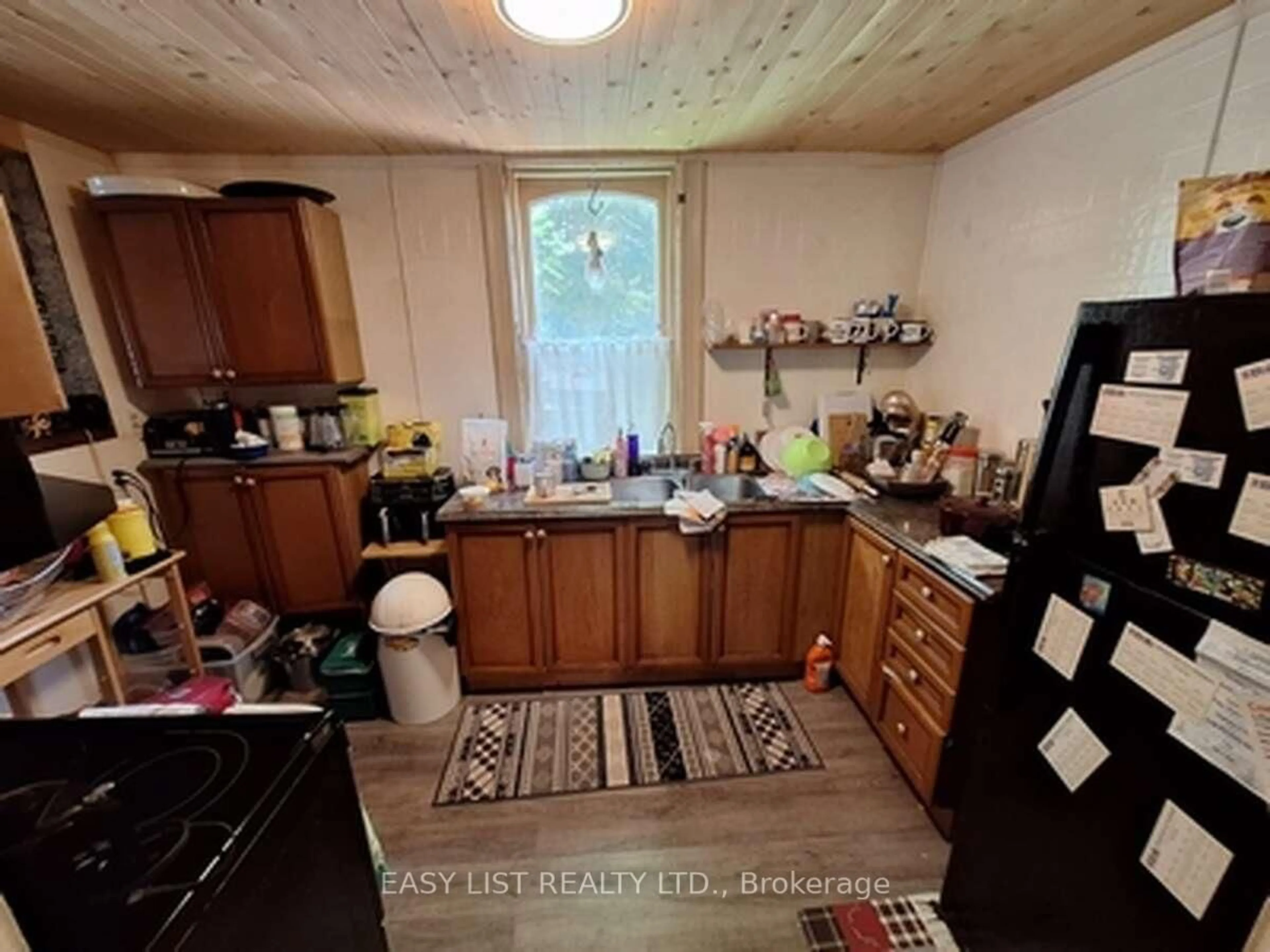 Standard kitchen, unknown for 311 Simcoe St, Brock Ontario L0K 1A0