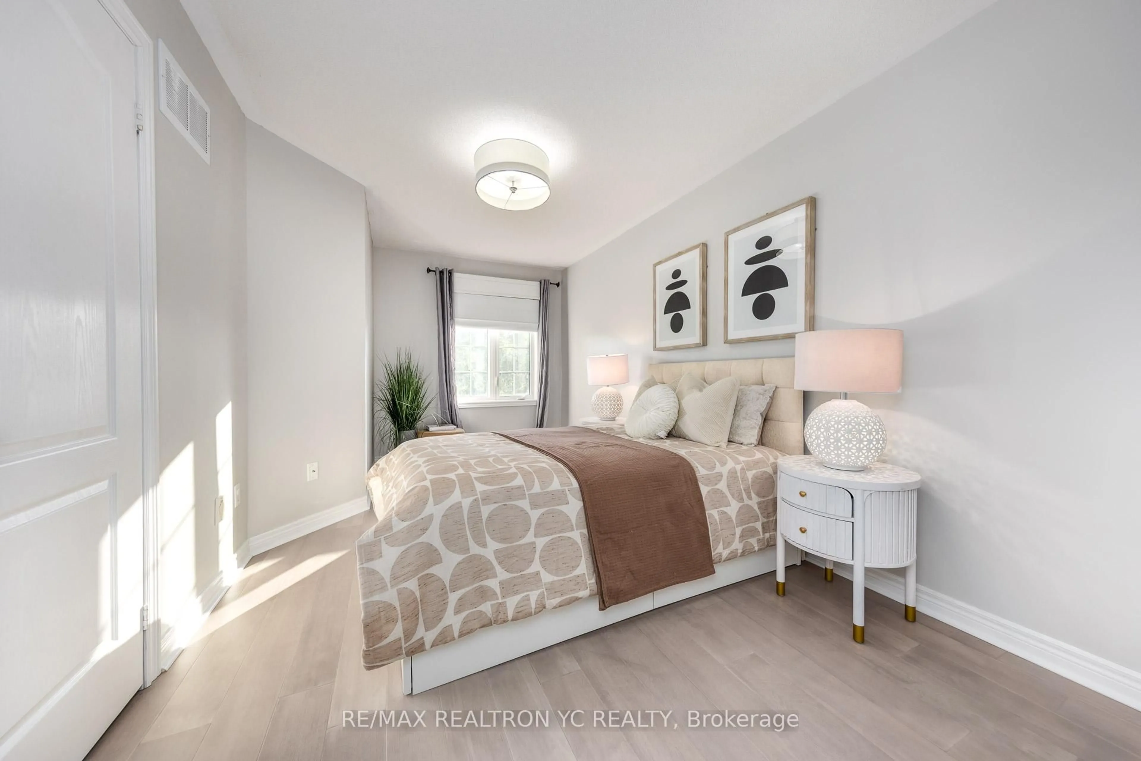 Bedroom with bed, unknown for 11 Carrier Cres, Vaughan Ontario L6A 0T9