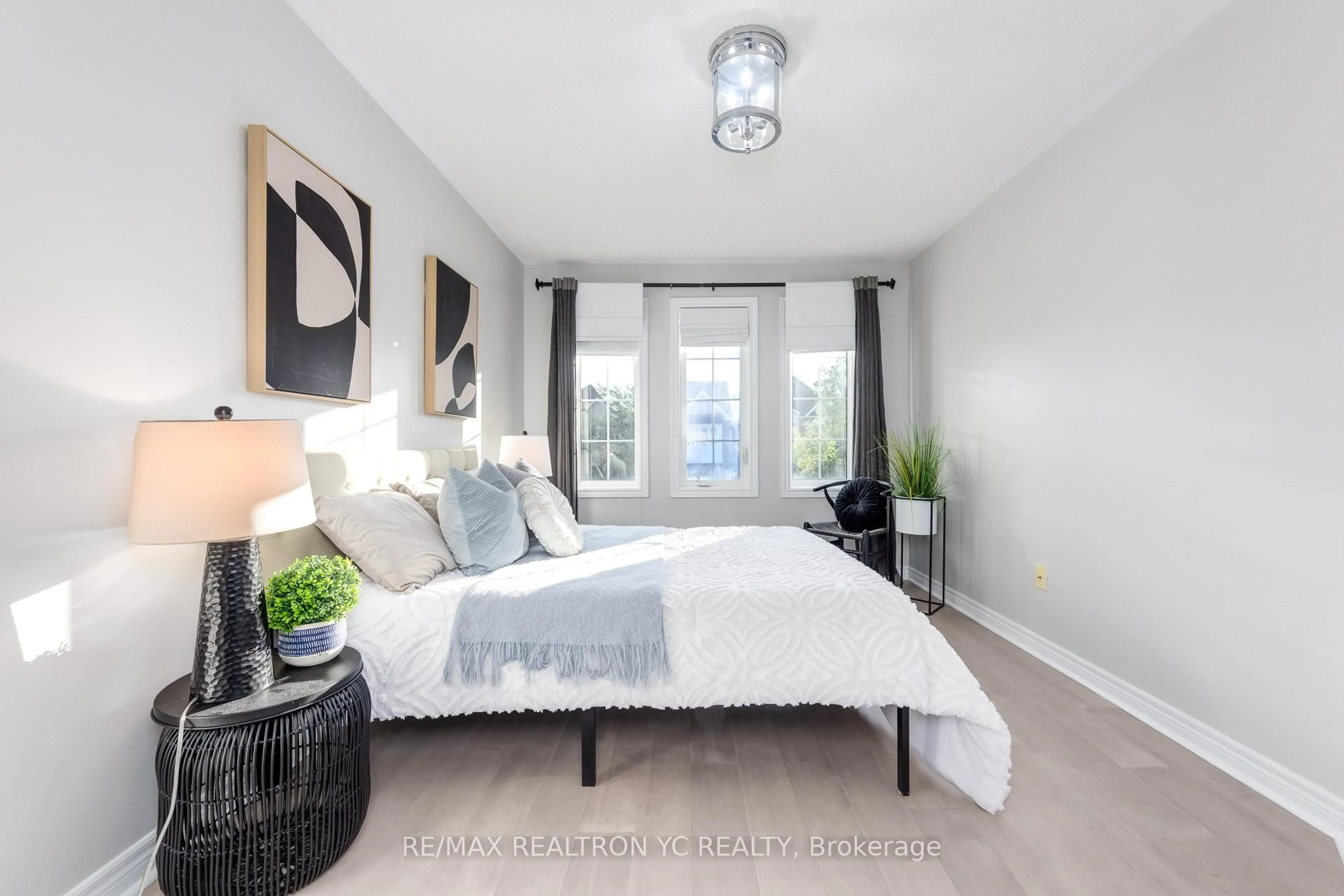 Bedroom with bed, unknown for 11 Carrier Cres, Vaughan Ontario L6A 0T9
