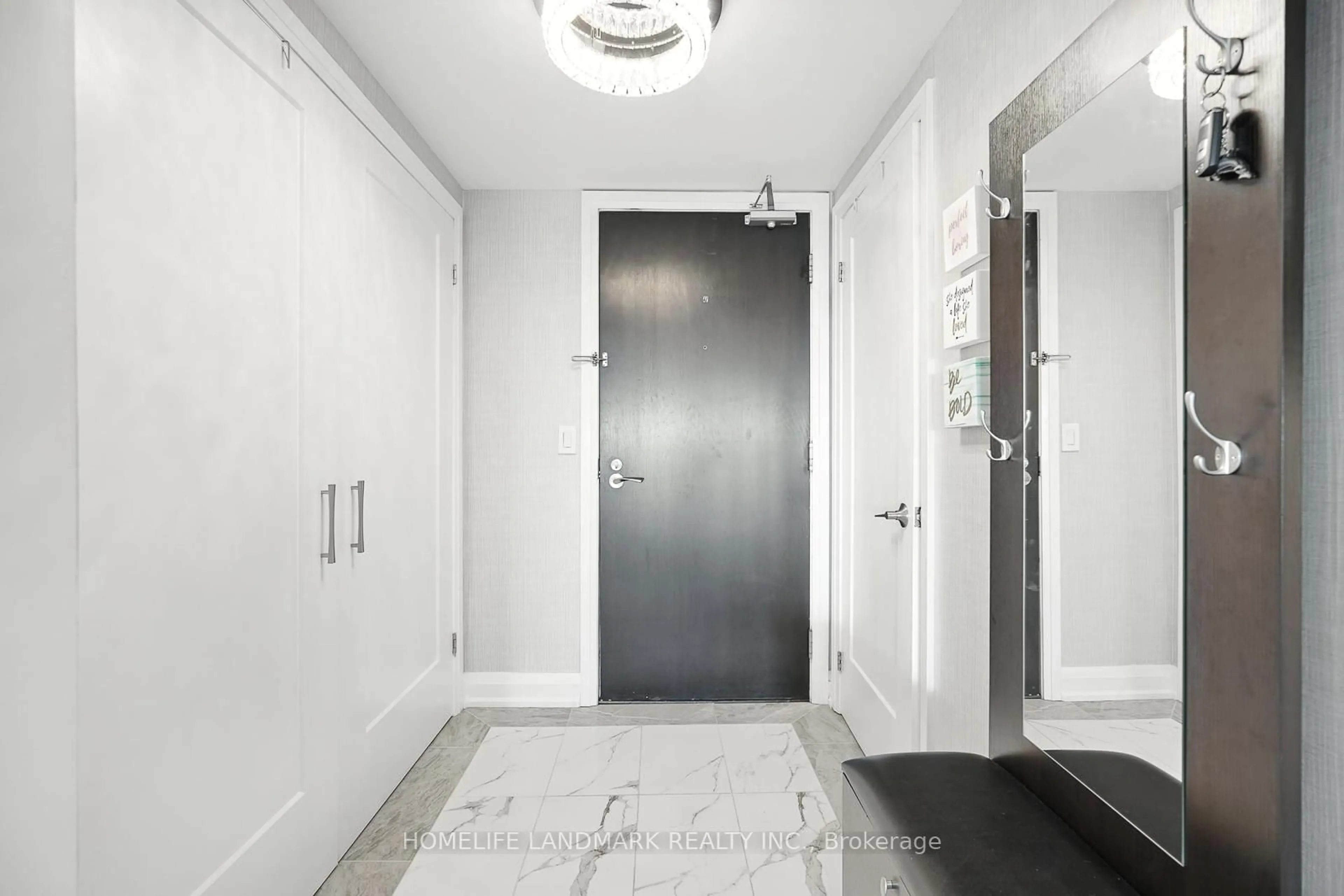 Indoor entryway for 30 North Park Rd #1510, Vaughan Ontario L4J 0G6