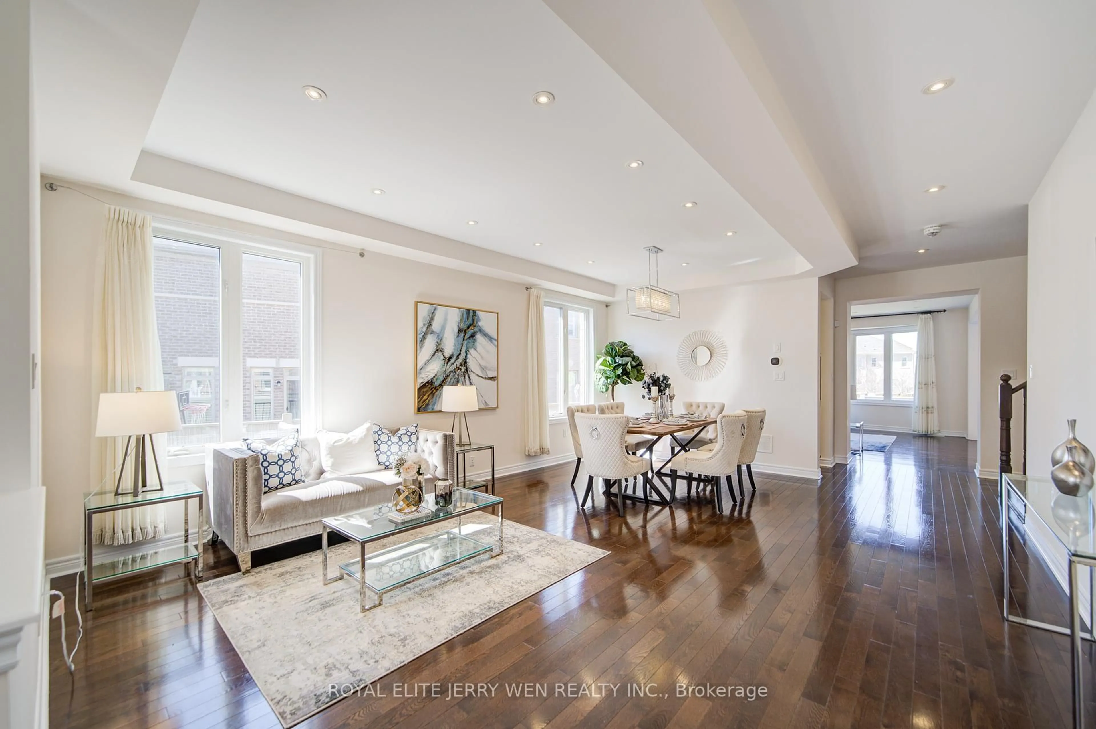 Unknown for 12 Rothwell St, Aurora Ontario L4G 0V6