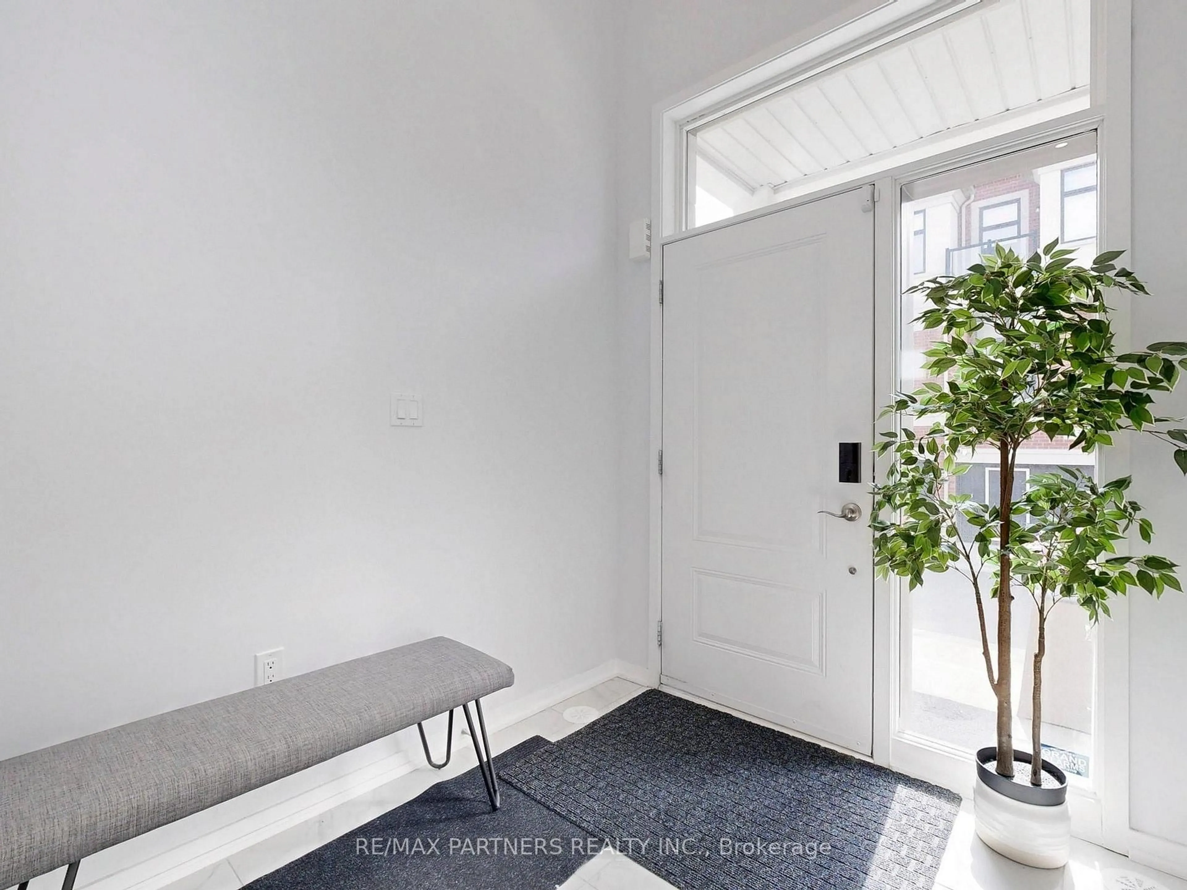 Indoor entryway for 70 Pantheon Lane, Markham Ontario L6E 0V3