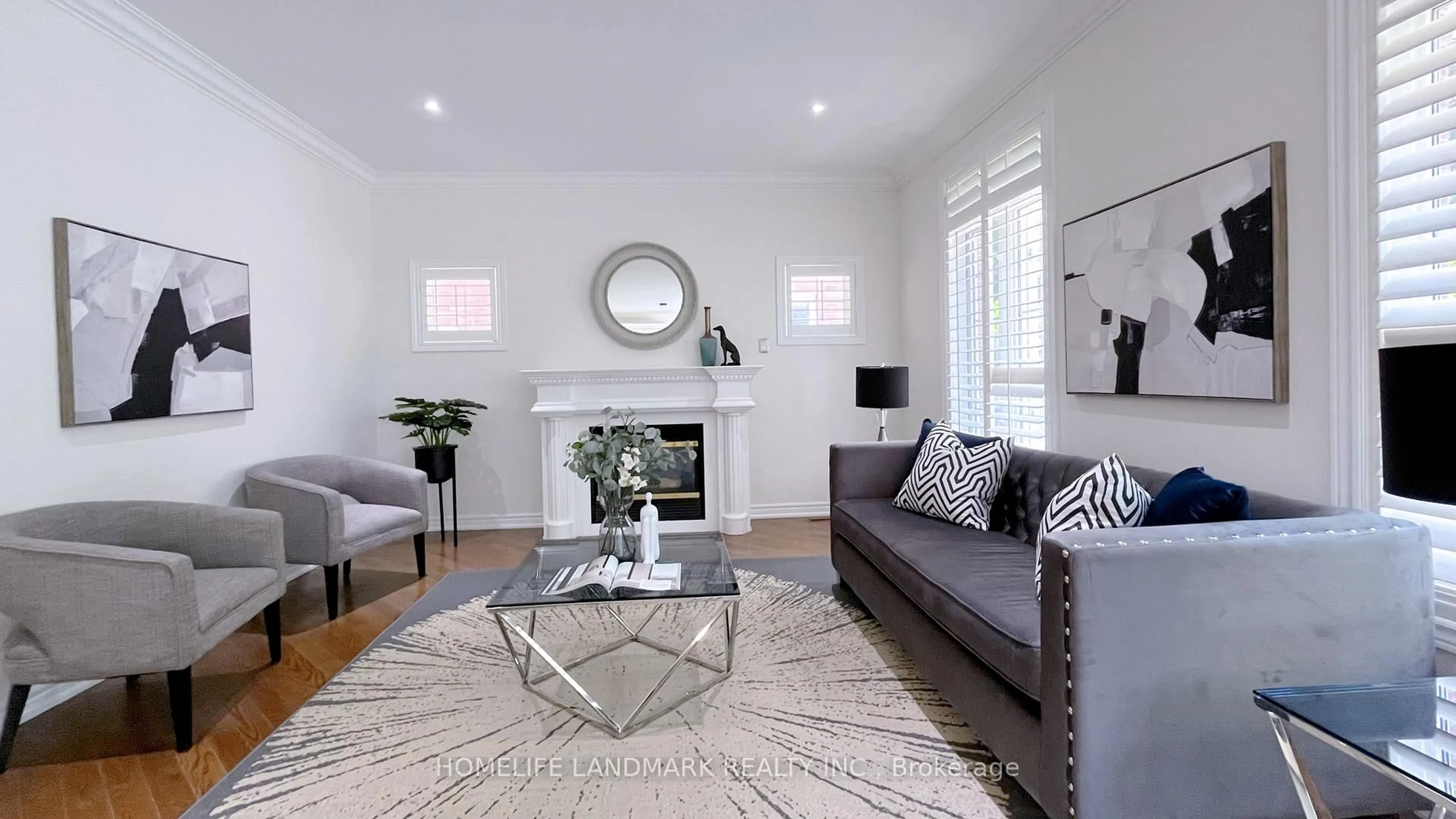 Living room with furniture, unknown for 73 Richvalley Cres, Richmond Hill Ontario L4E 4C8