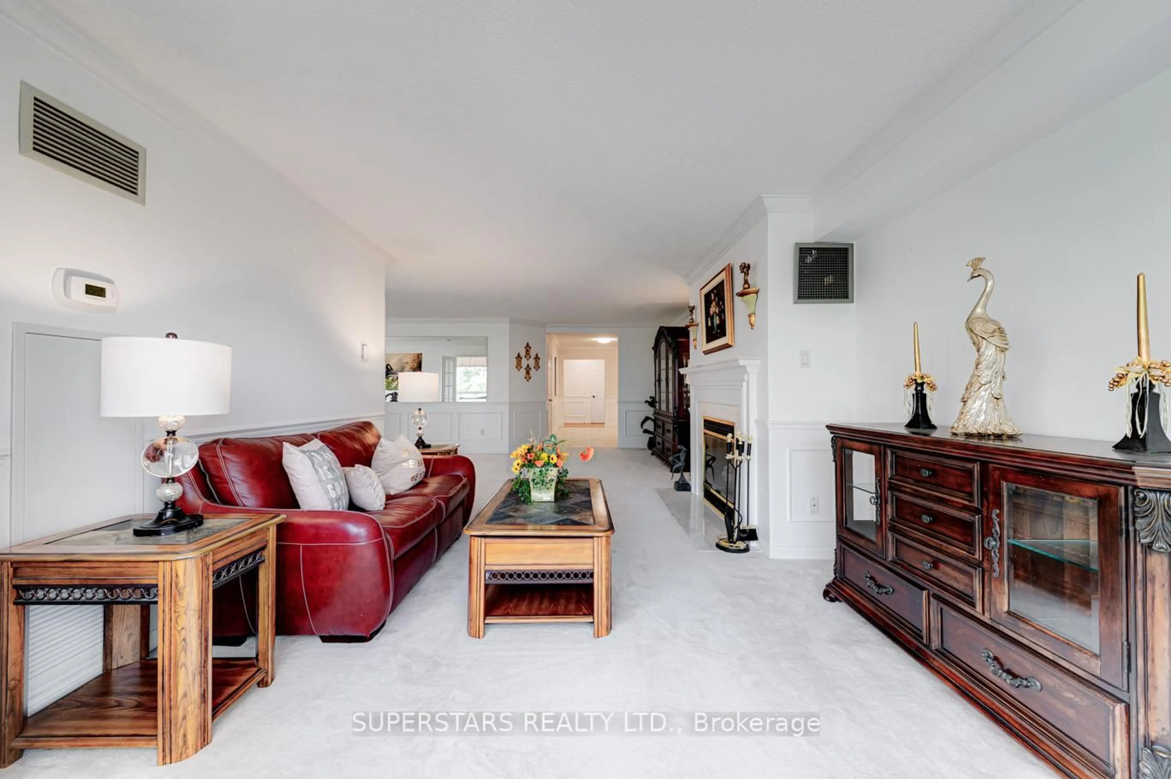 Living room with furniture, unknown for 610 Bullock Dr #415, Markham Ontario L3R 0G1