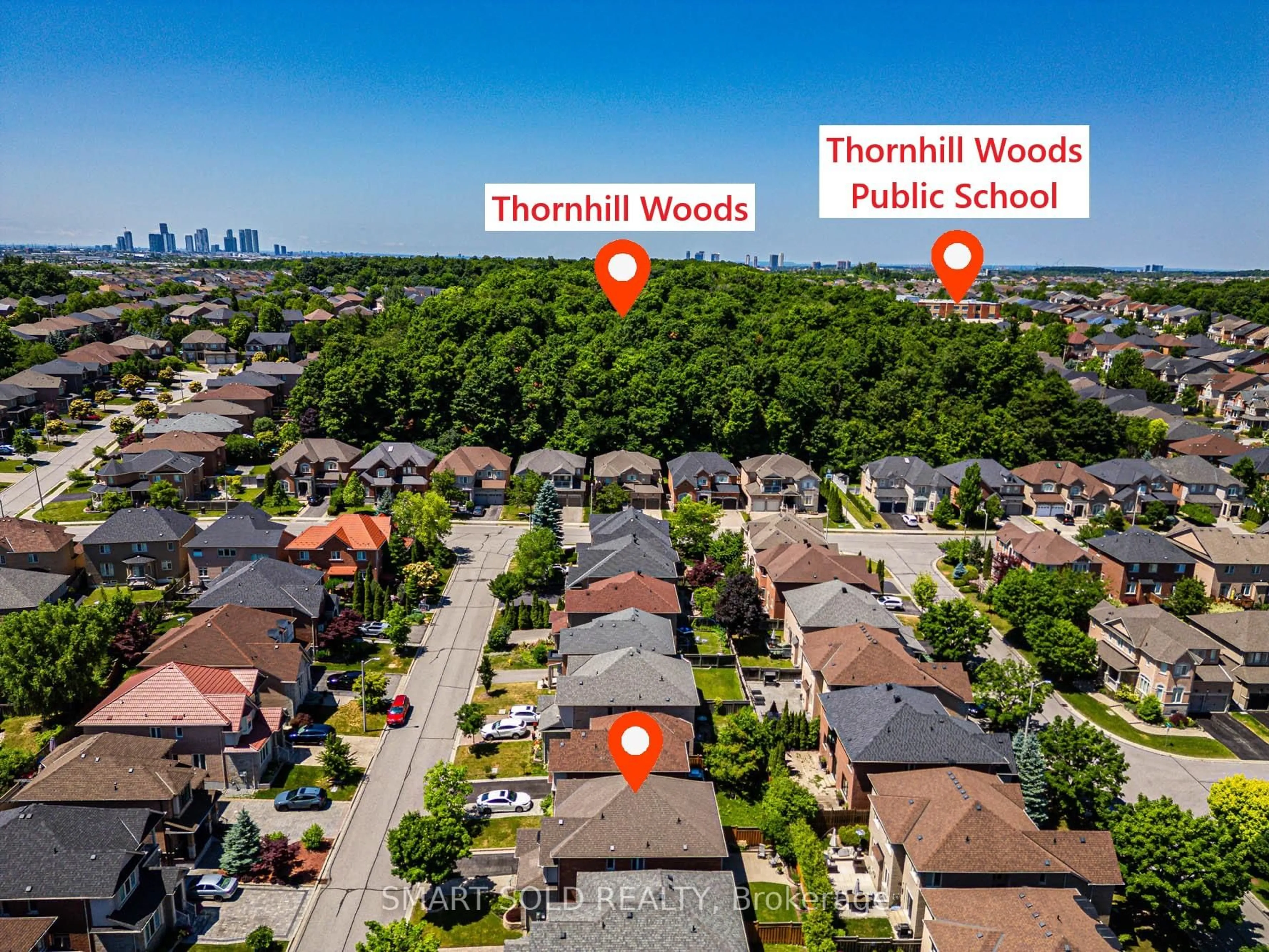 A pic from outside/outdoor area/front of a property/back of a property/a pic from drone, street for 24 Burgundy Tr, Vaughan Ontario L4J 8X5