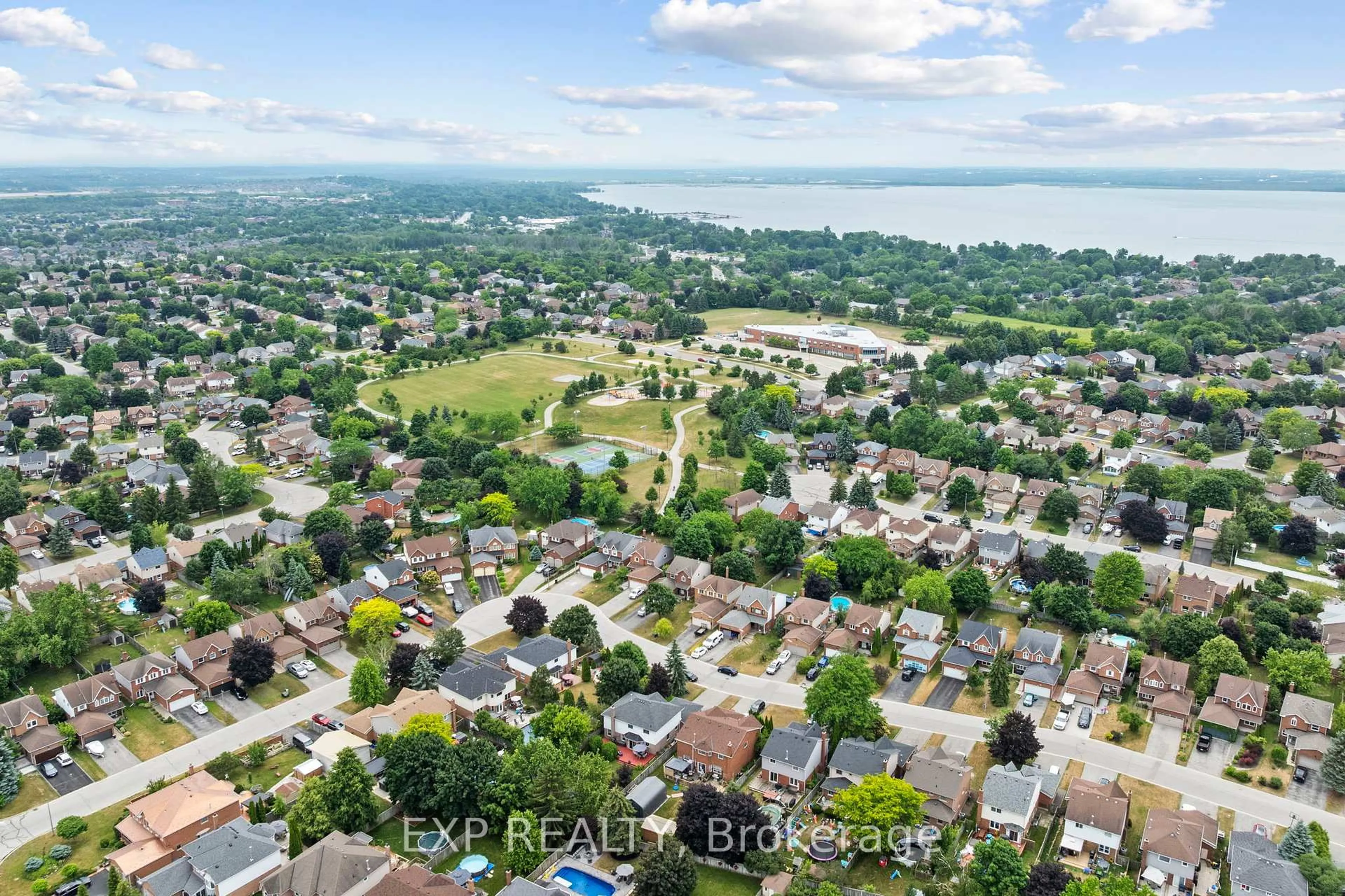 A pic from outside/outdoor area/front of a property/back of a property/a pic from drone, water/lake/river/ocean view for 31 Ailsa Dr, Georgina Ontario L4P 3N5