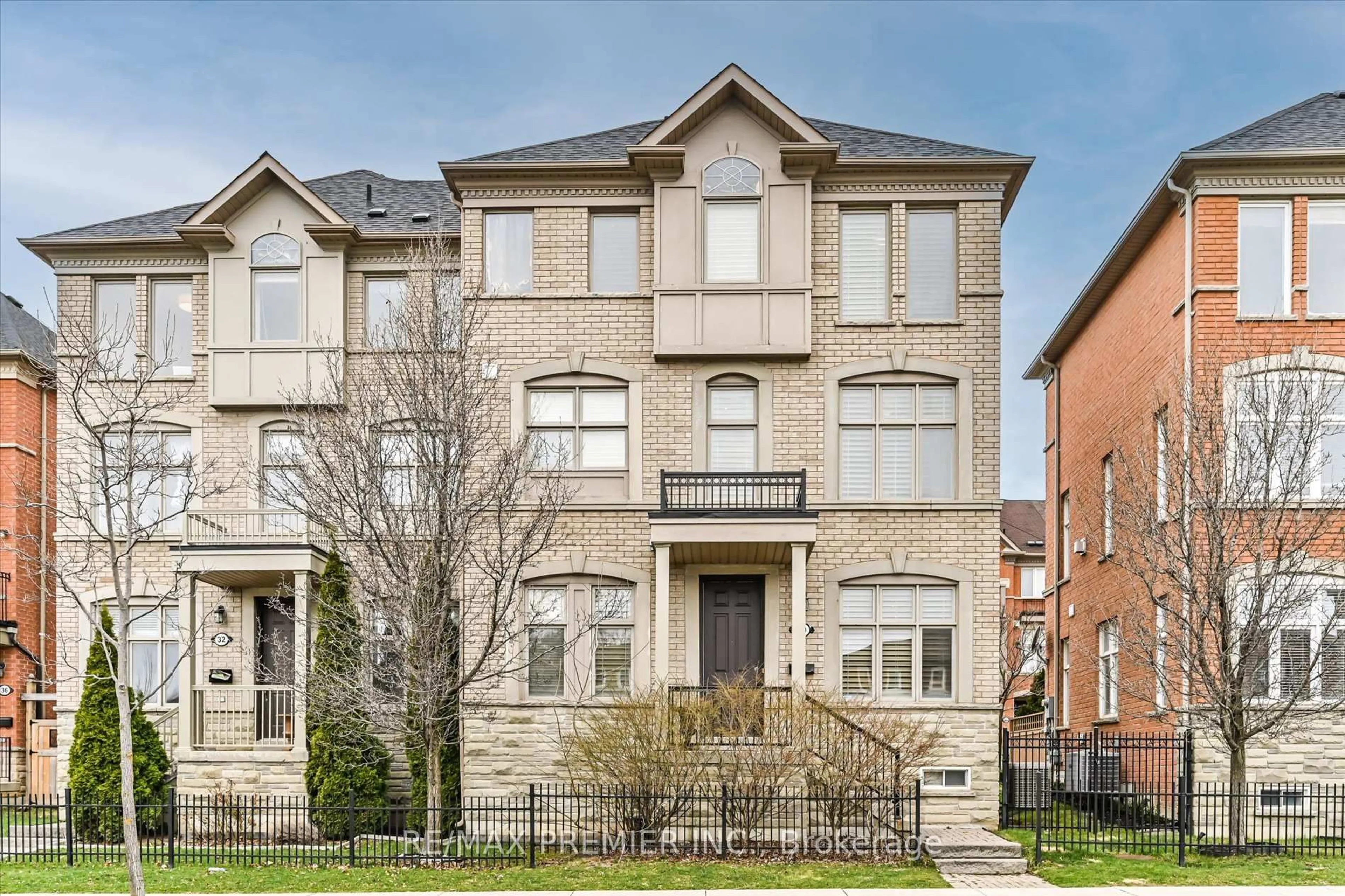 Home with brick exterior material, street for 30 Helen St, Vaughan Ontario L4L 3S3
