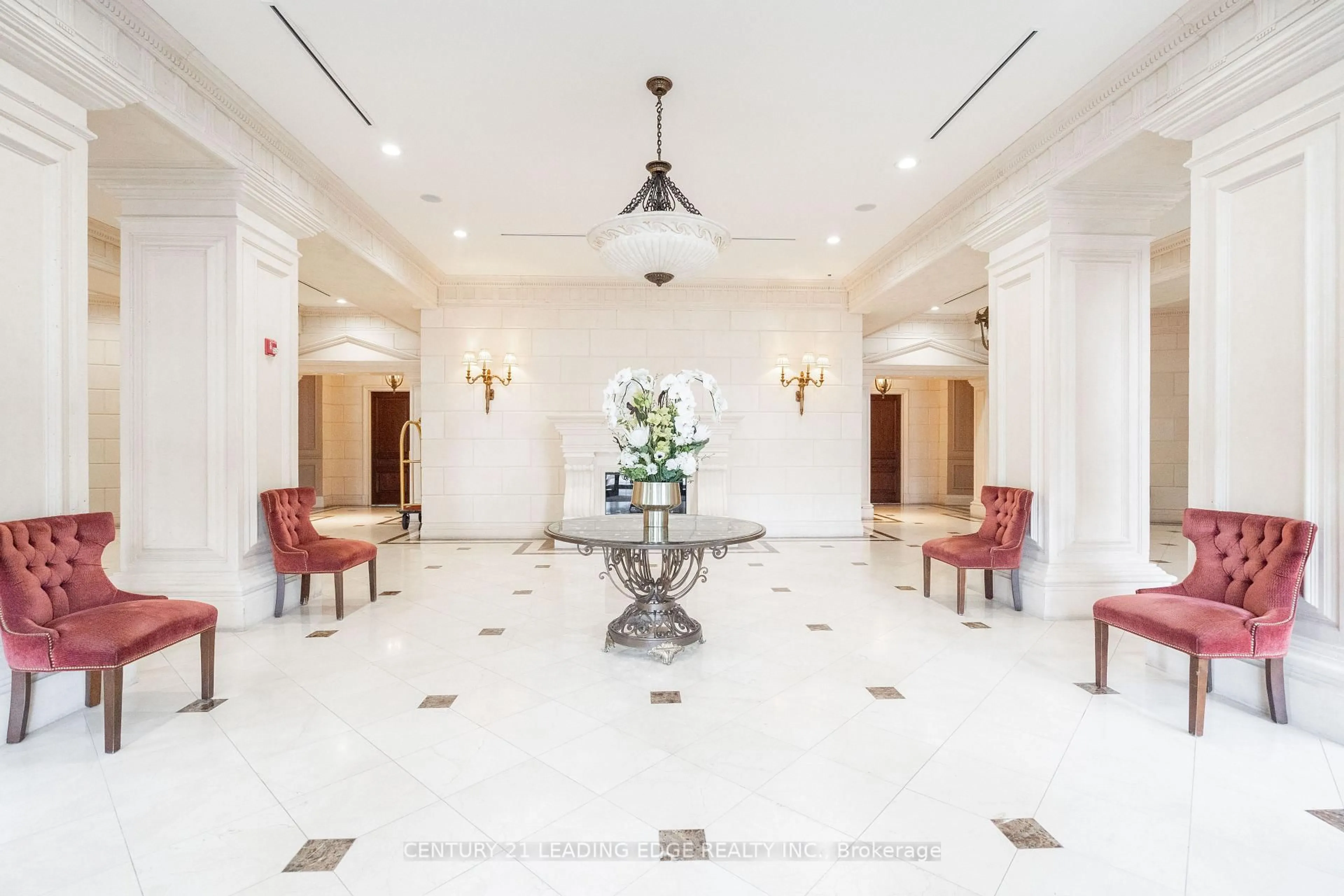 Lobby for 9225 Jane St #708, Vaughan Ontario L6A 0J7