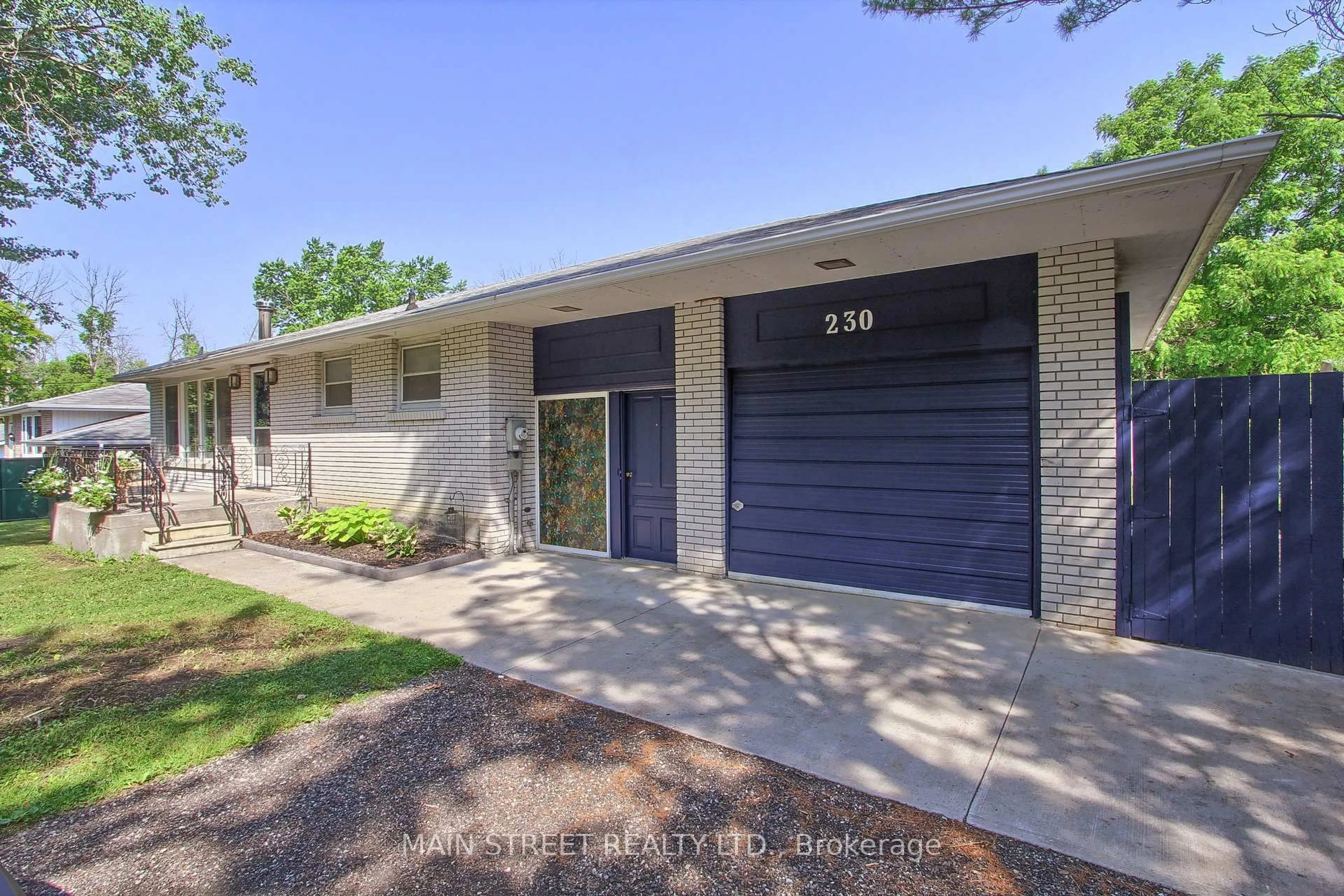 Home with brick exterior material, street for 230 Boyers Sdrd, Georgina Ontario L4P 3C8