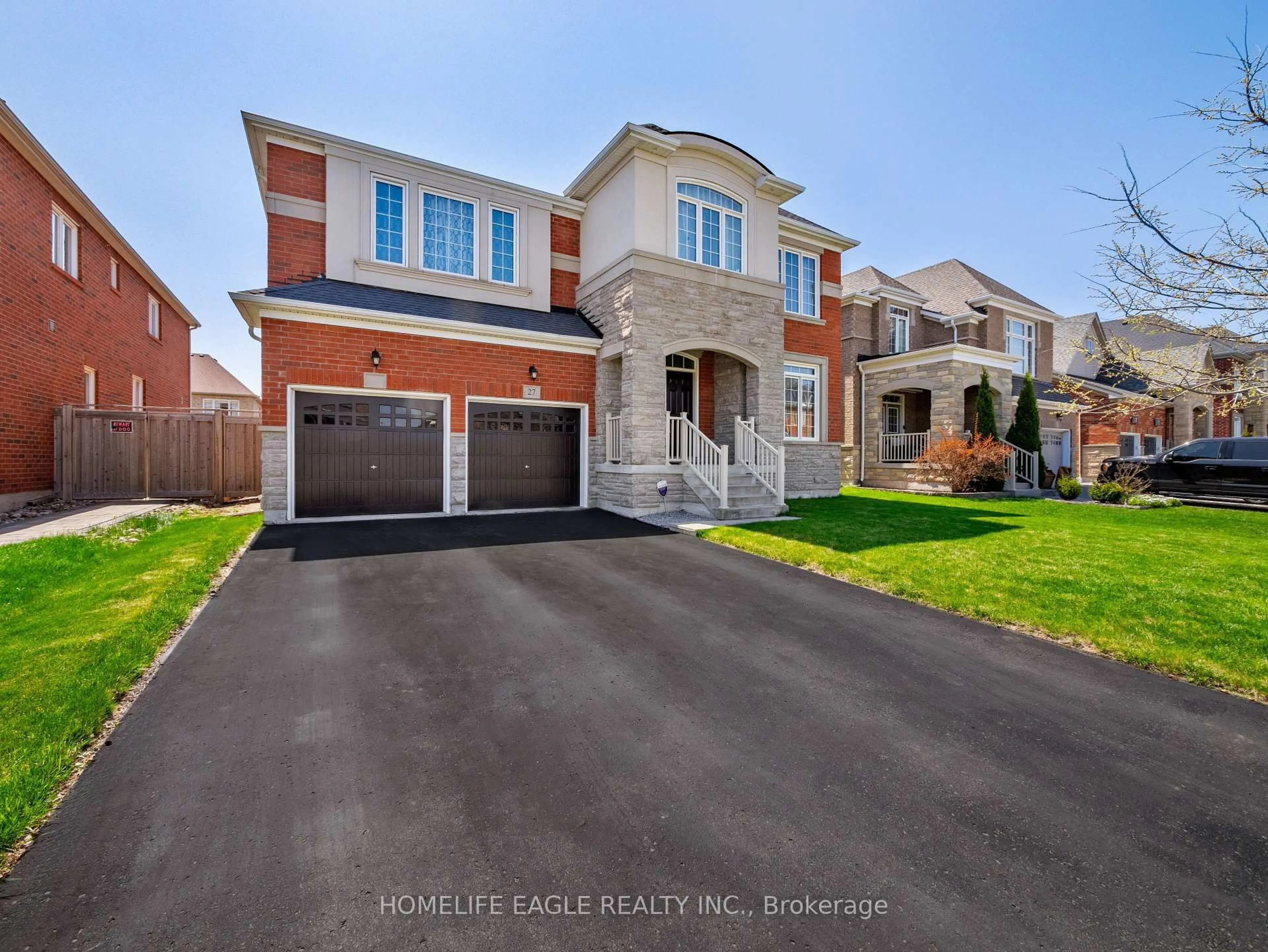 Home with brick exterior material, street for 27 Scarlet Way, Bradford West Gwillimbury Ontario L3Z 0T4