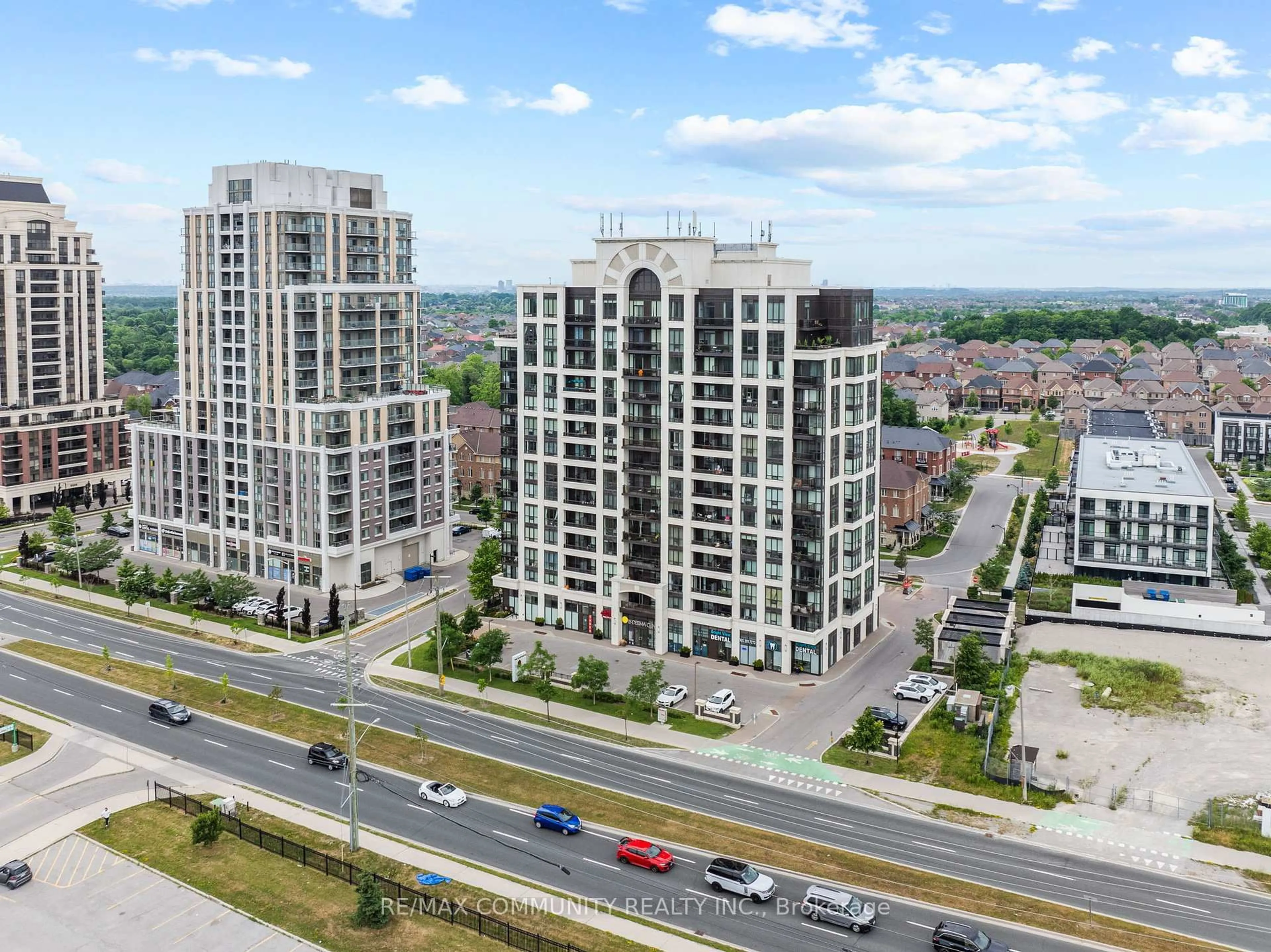 A pic from outside/outdoor area/front of a property/back of a property/a pic from drone, city buildings view from balcony for 9582 Markham Rd #307, Markham Ontario L6E 0H8