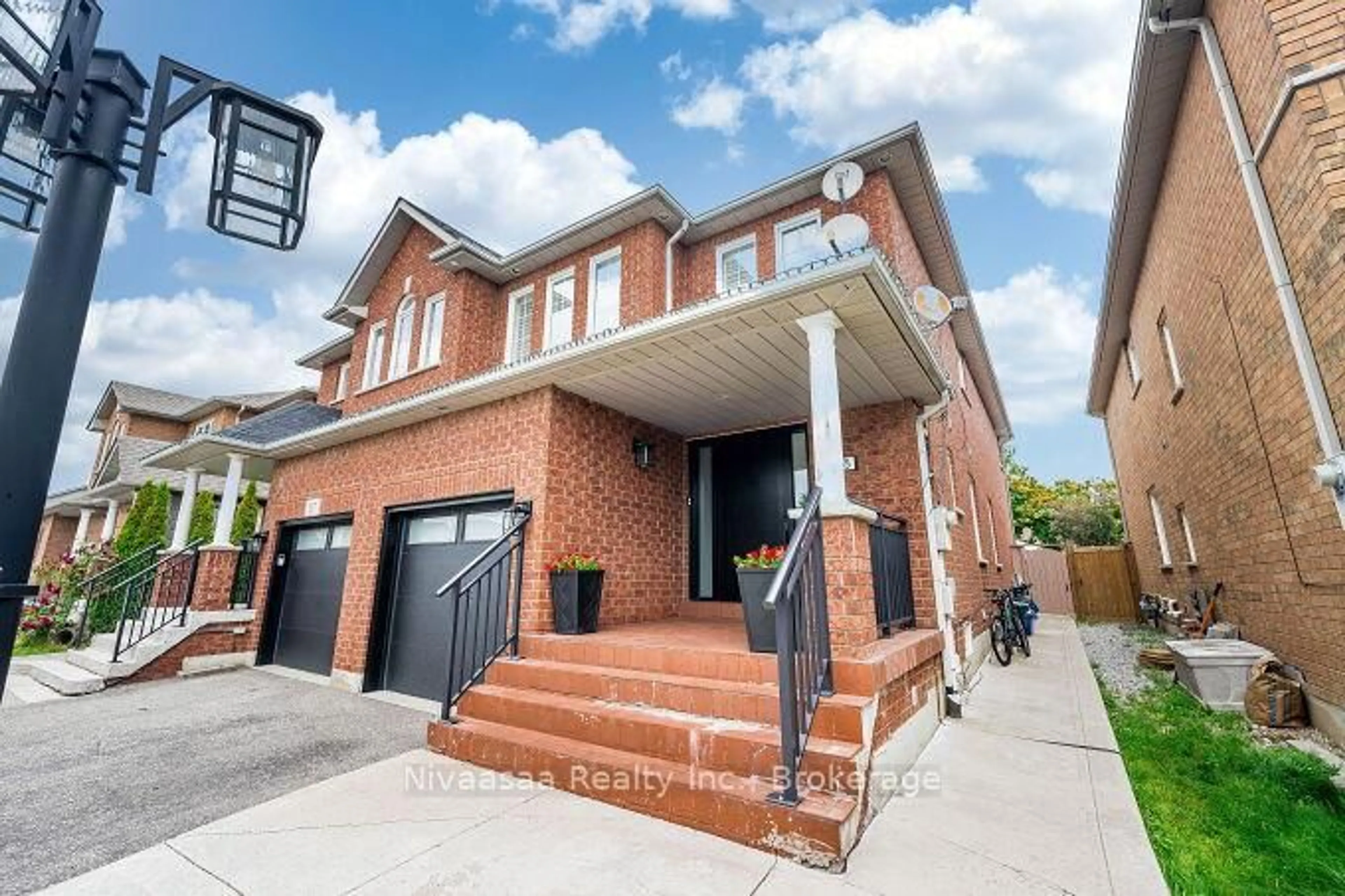 Home with brick exterior material, street for 155 Castle Park Blvd, Vaughan Ontario L4H 1X5