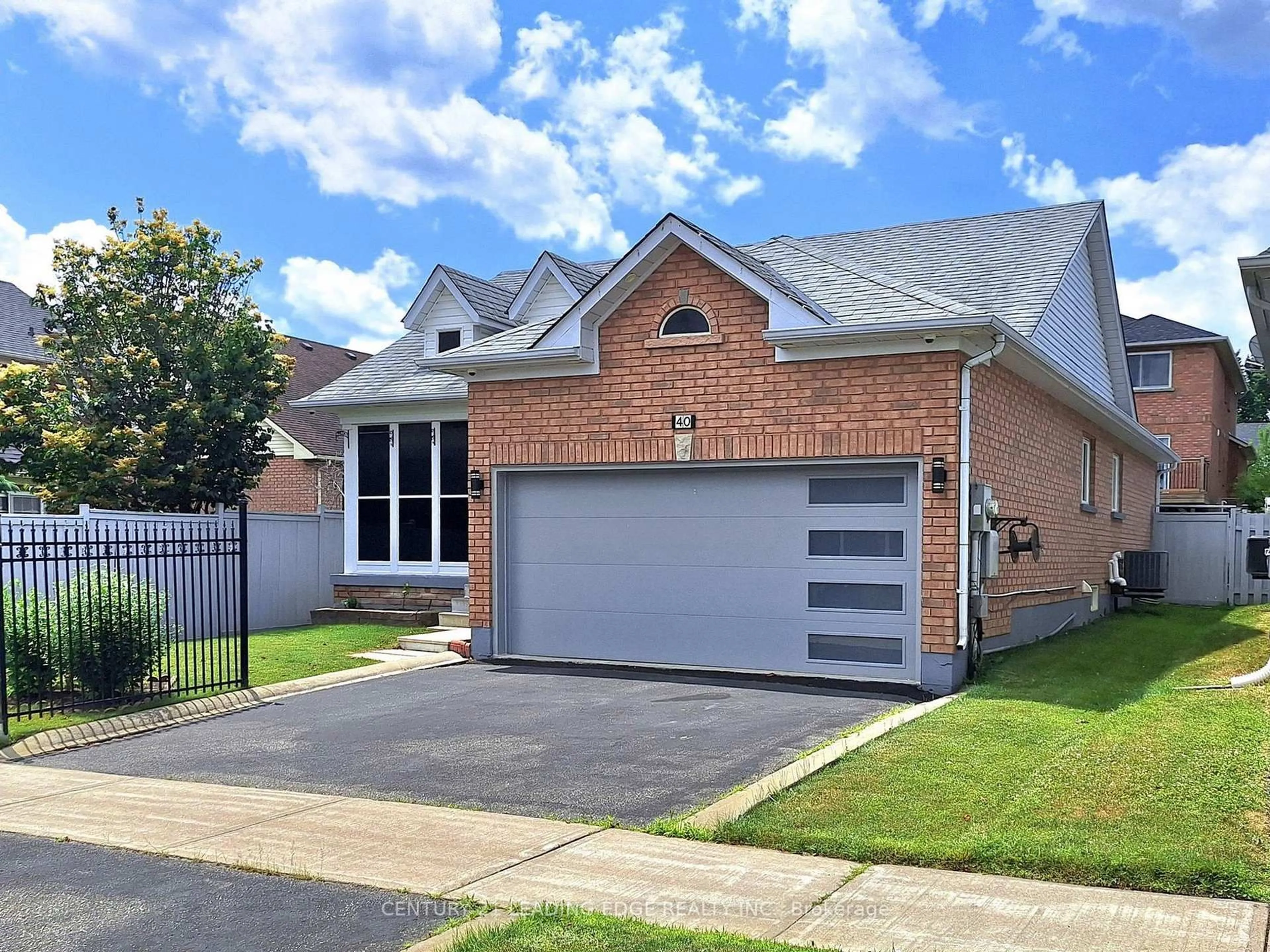 Home with brick exterior material, street for 40 Silverstone Cres, Georgina Ontario L4P 4A4