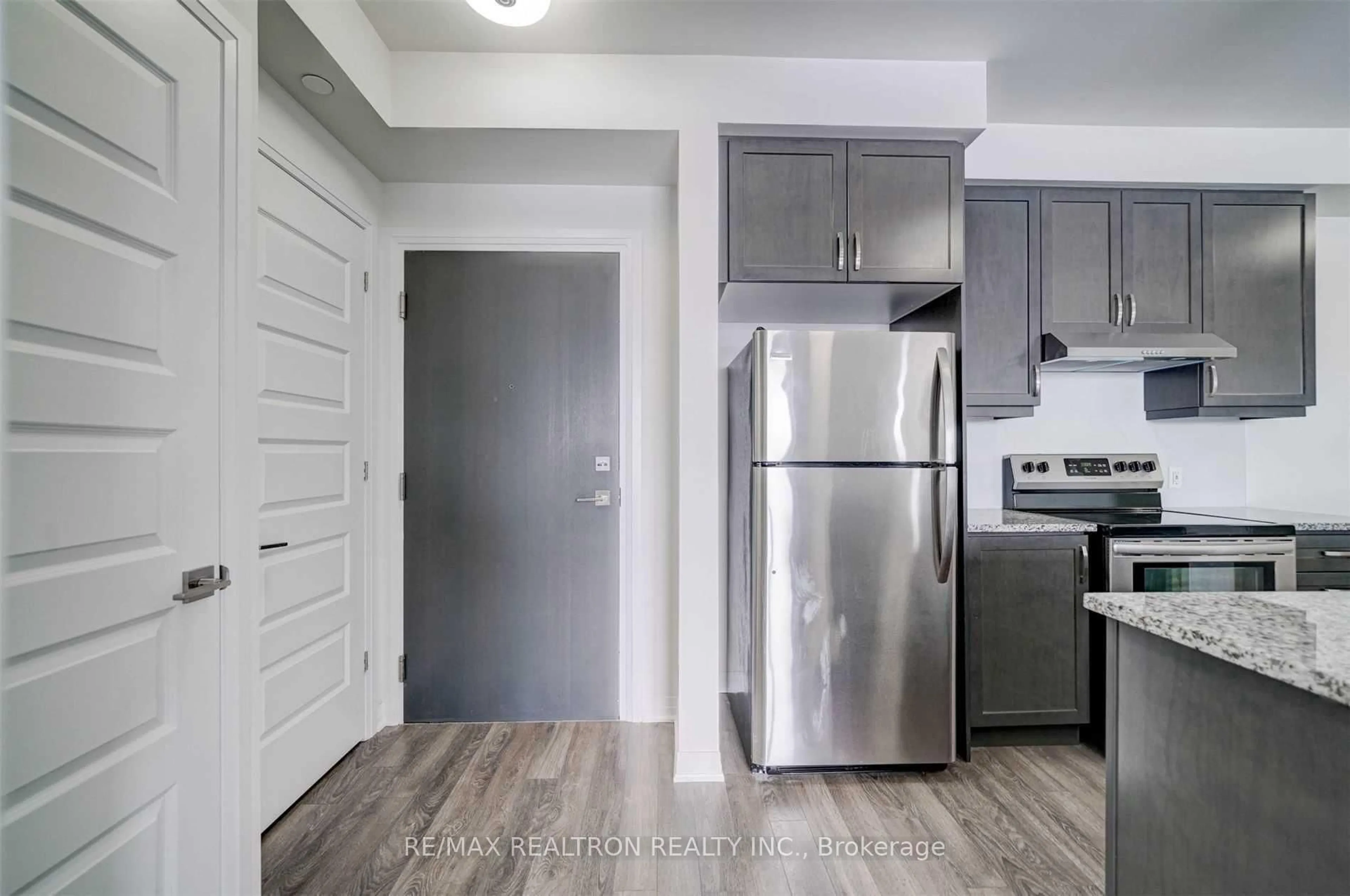 Standard kitchen, unknown for 58 Adam Sellers St #407, Markham Ontario L6B 1P5