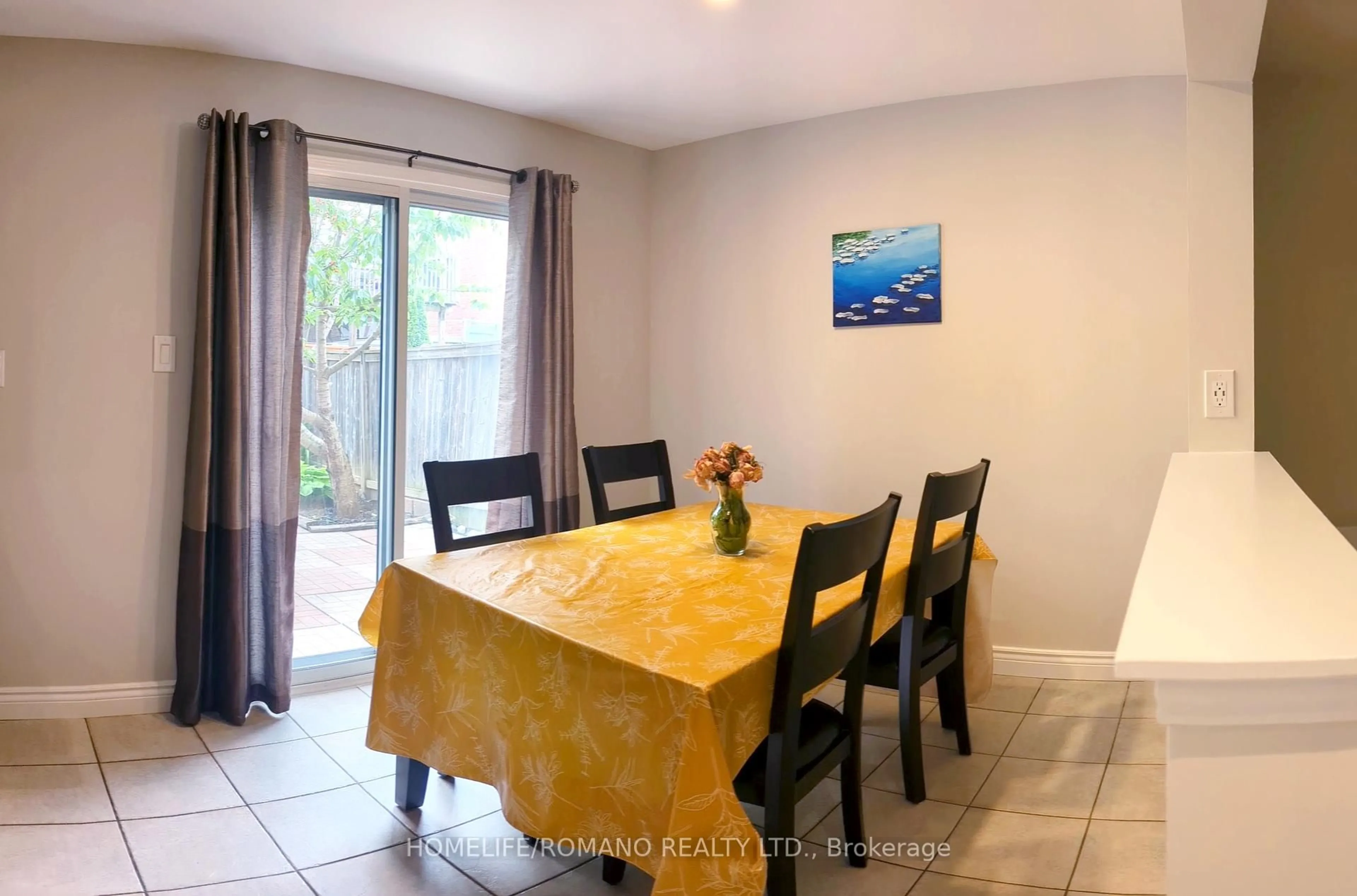 Dining room, unknown for 322 Coachwhip Tr, Newmarket Ontario L3X 2R6