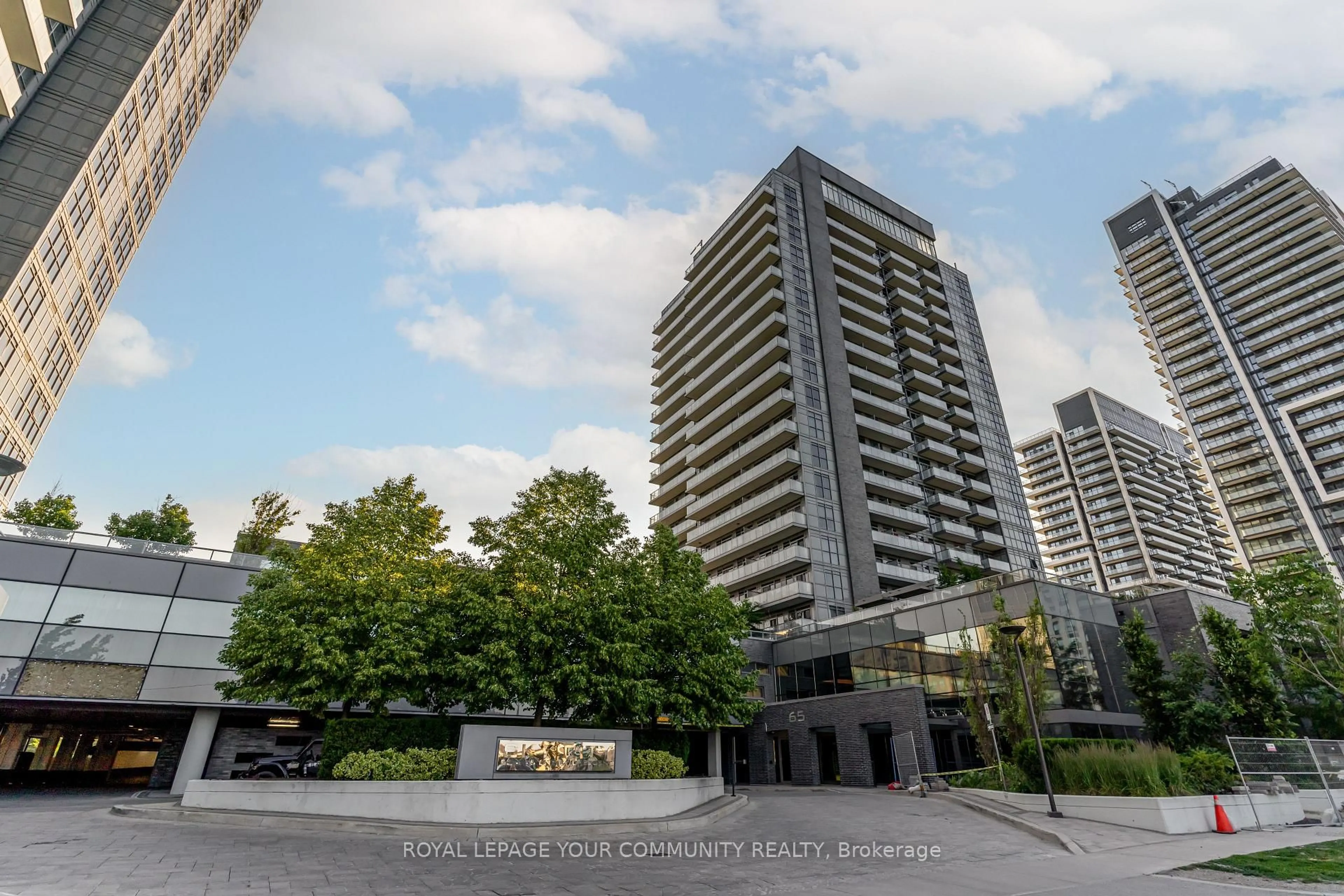 Unknown for 65 Oneida Cres #109, Richmond Hill Ontario L4B 0G9