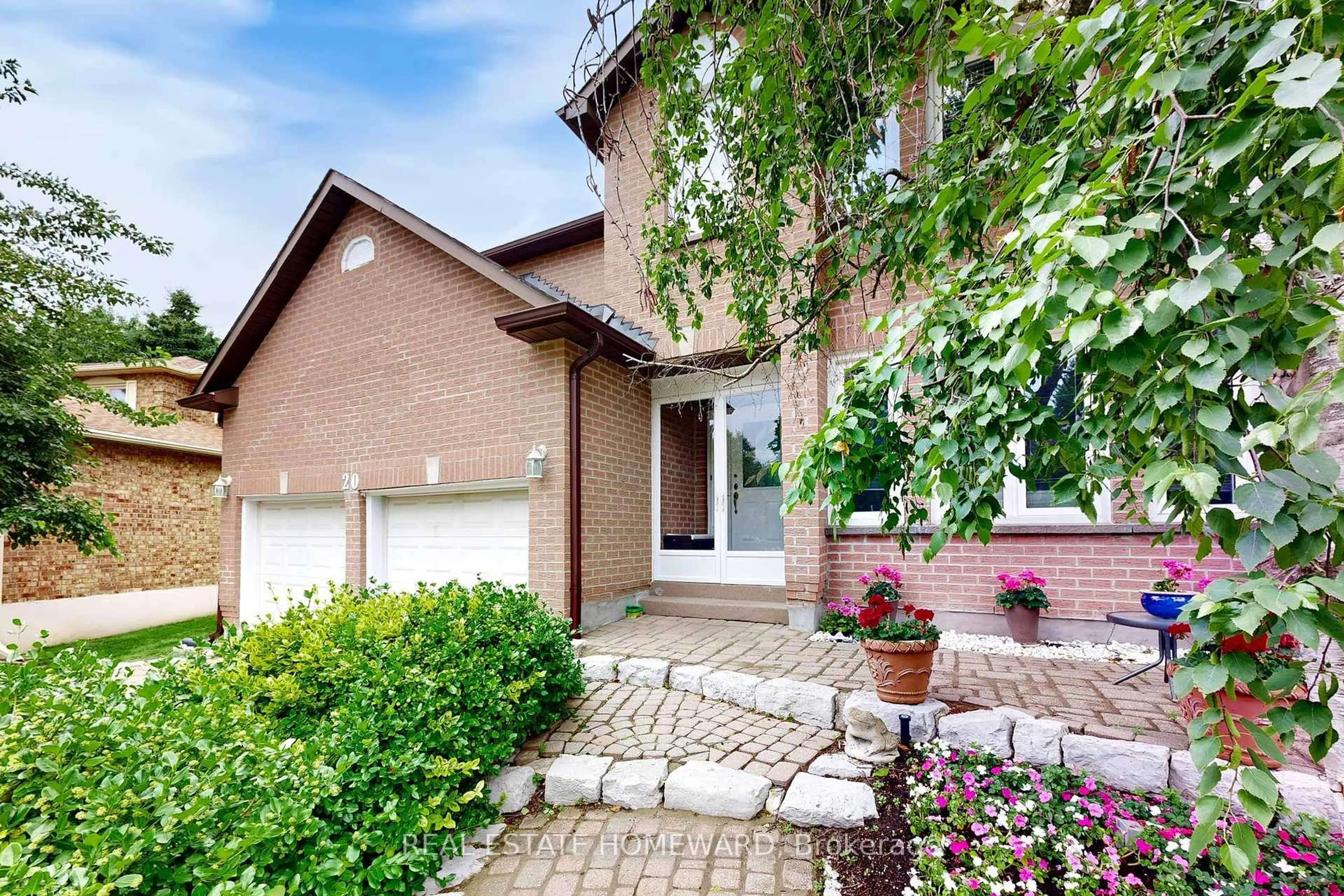 Home with brick exterior material, street for 20 Anvil Crt, Richmond Hill Ontario L4C 9G7
