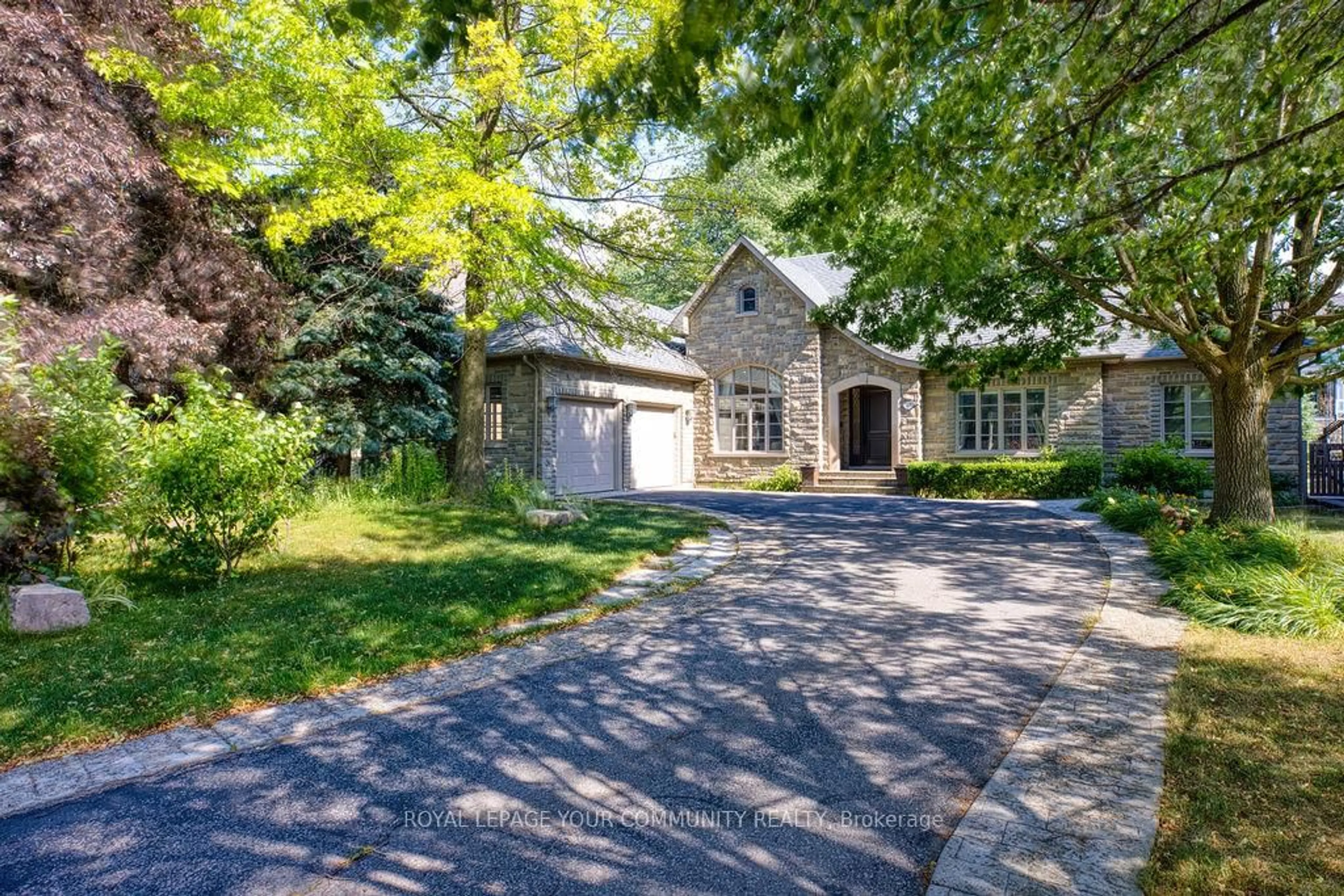 Home with brick exterior material, street for 103 Duncan Rd, Richmond Hill Ontario L4C 6J4