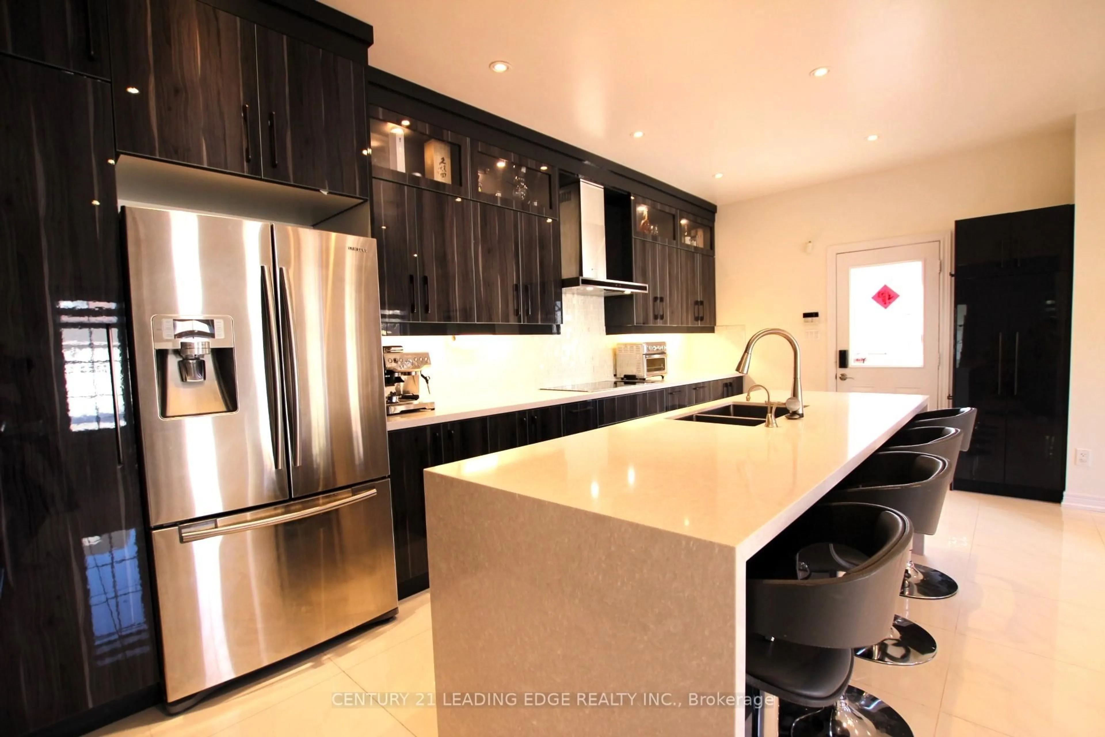 Contemporary kitchen, unknown for 648 South Unionville Ave, Markham Ontario L3R 8V1