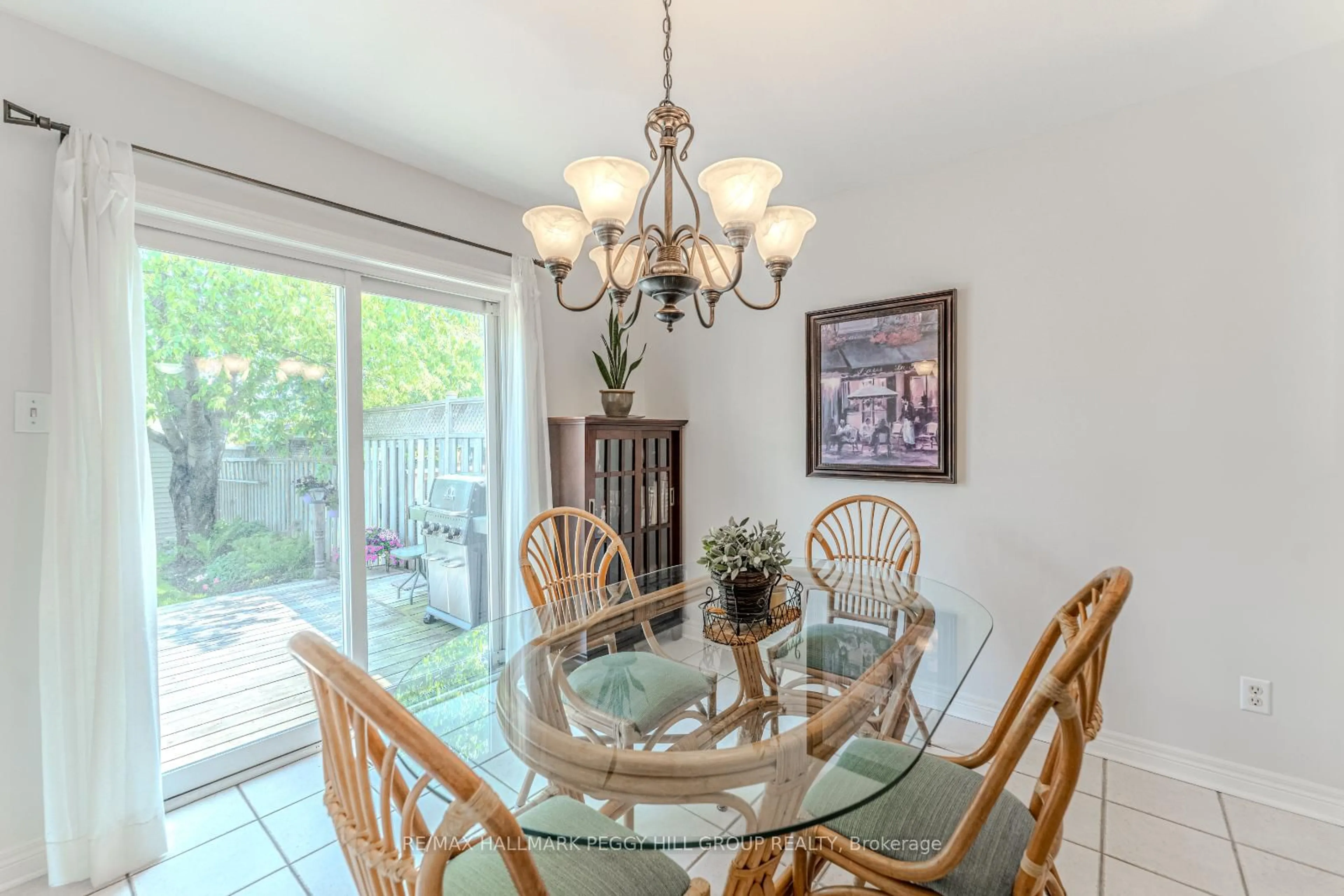 Dining room, ceramic/tile floor for 60 Noble Dr, Bradford West Gwillimbury Ontario L3Z 3A8