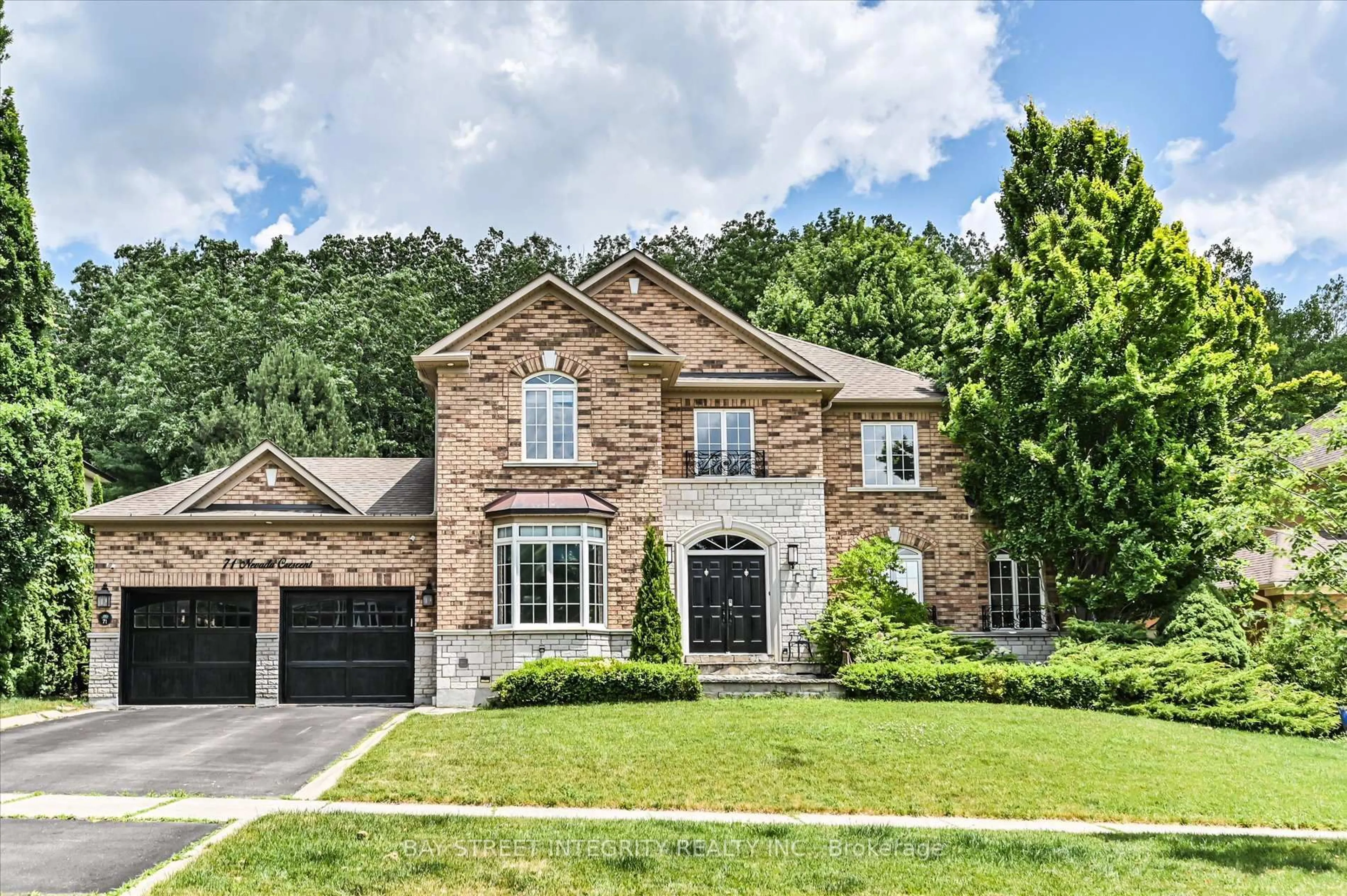 Home with brick exterior material, street for 71 Nevada Cres, Vaughan Ontario L6A 2V5