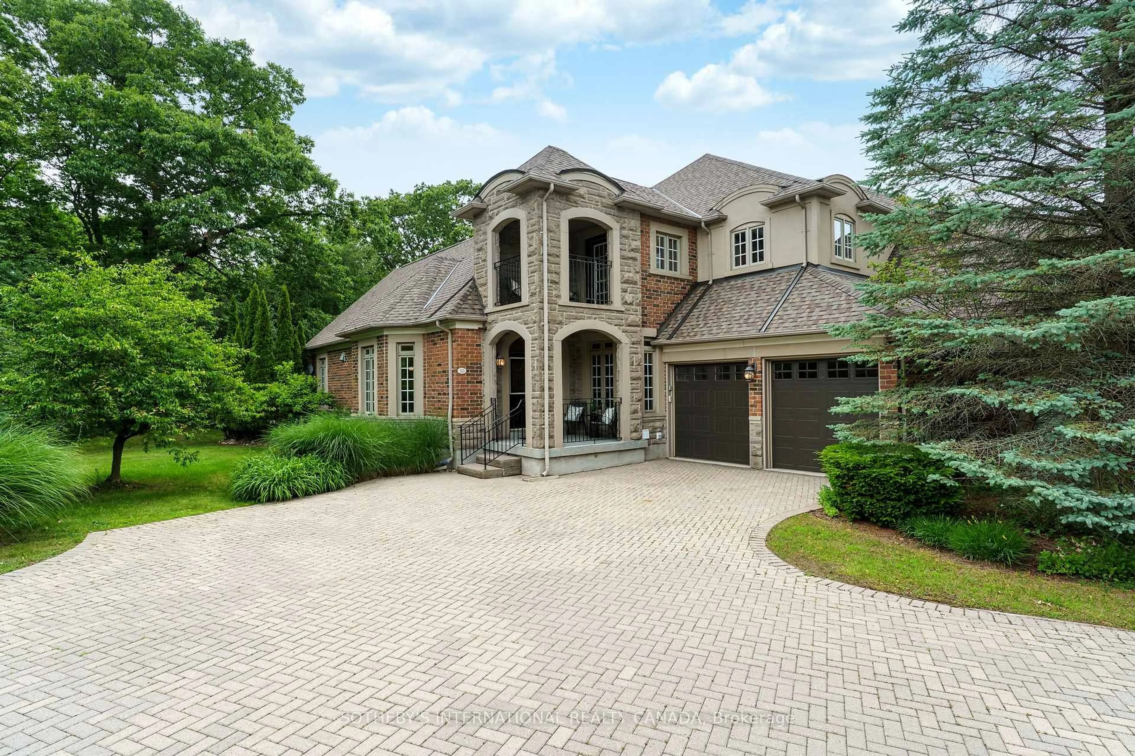 Home with brick exterior material, street for 10 Kendrick Cres #4, Aurora Ontario L4G 7S9