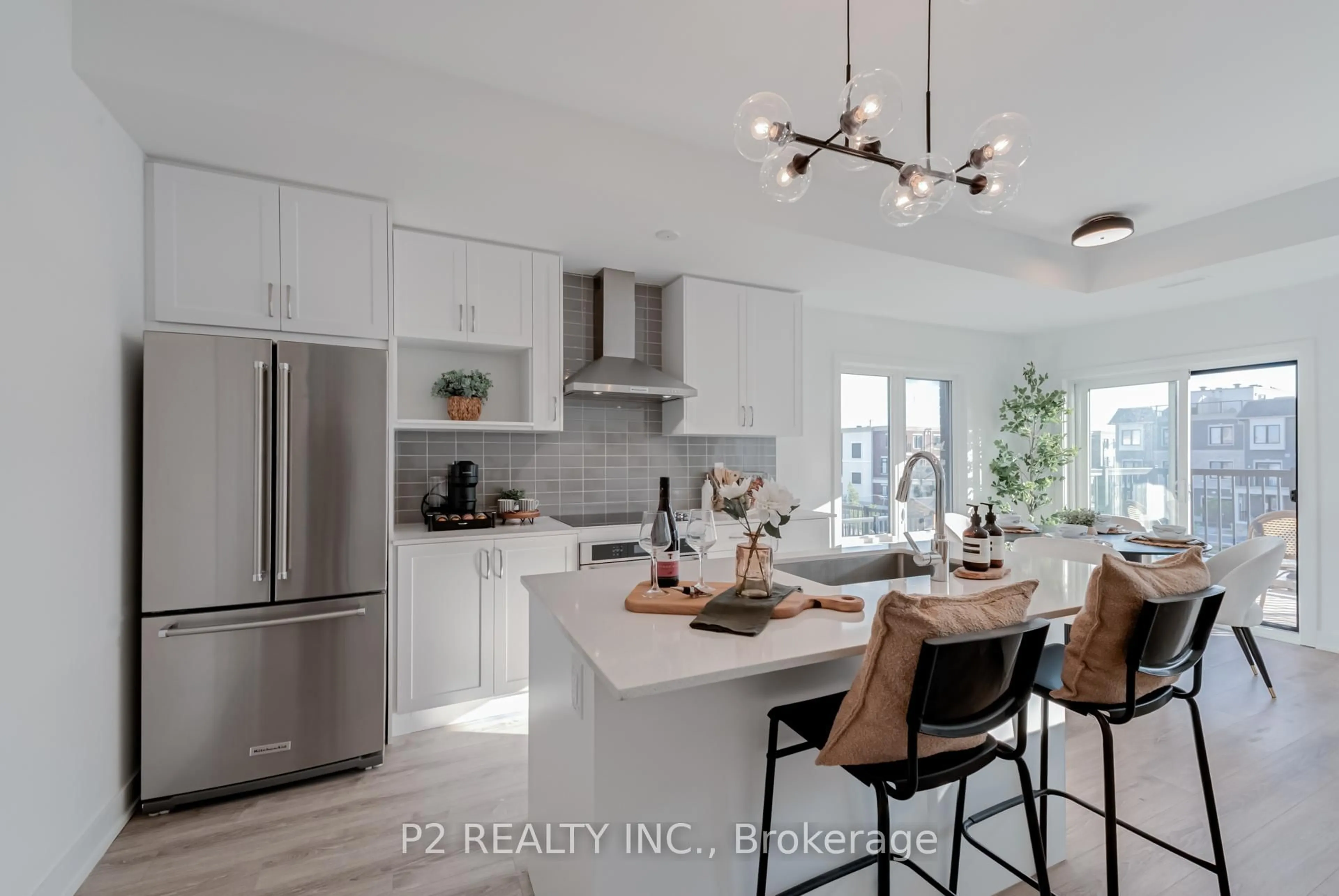 Open concept kitchen, ceramic/tile floor for 21 Canton Lane, Whitchurch-Stouffville Ontario L4A 4W8