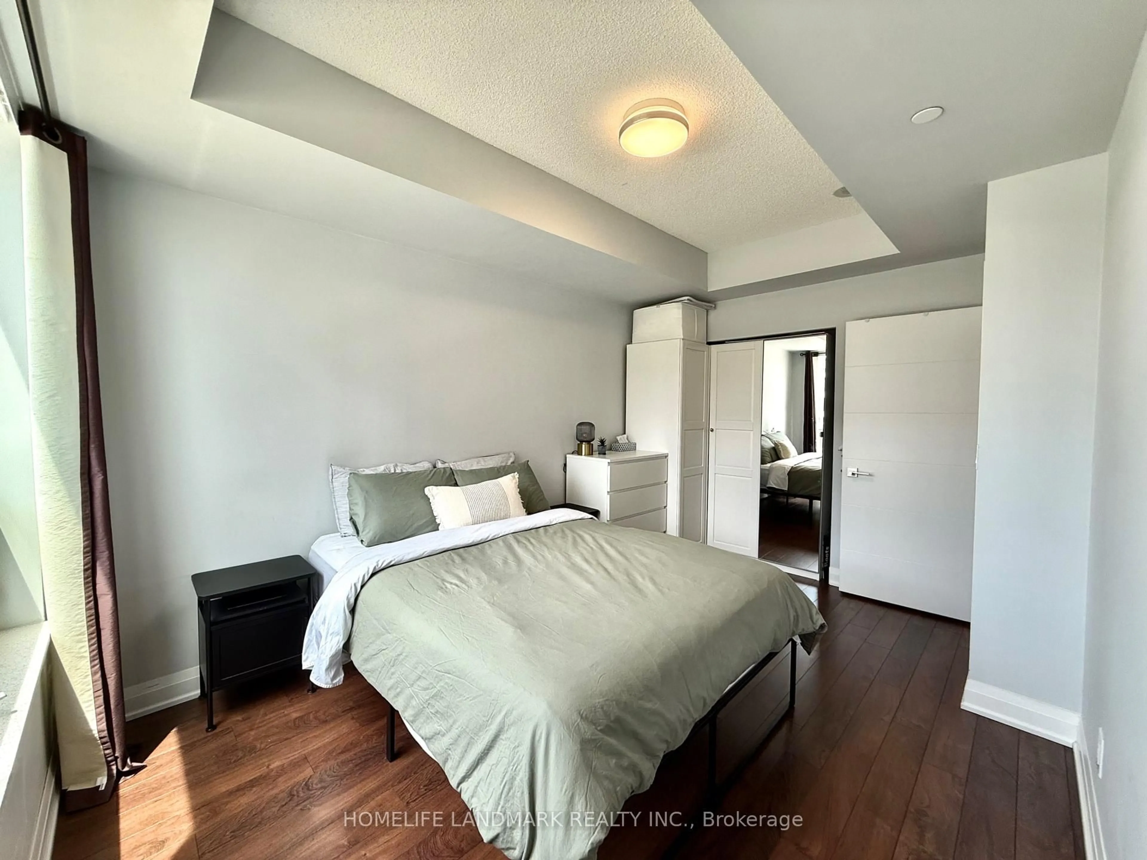 Bedroom with bed, unknown for 28 Uptown Dr #506, Markham Ontario L3R 5M8