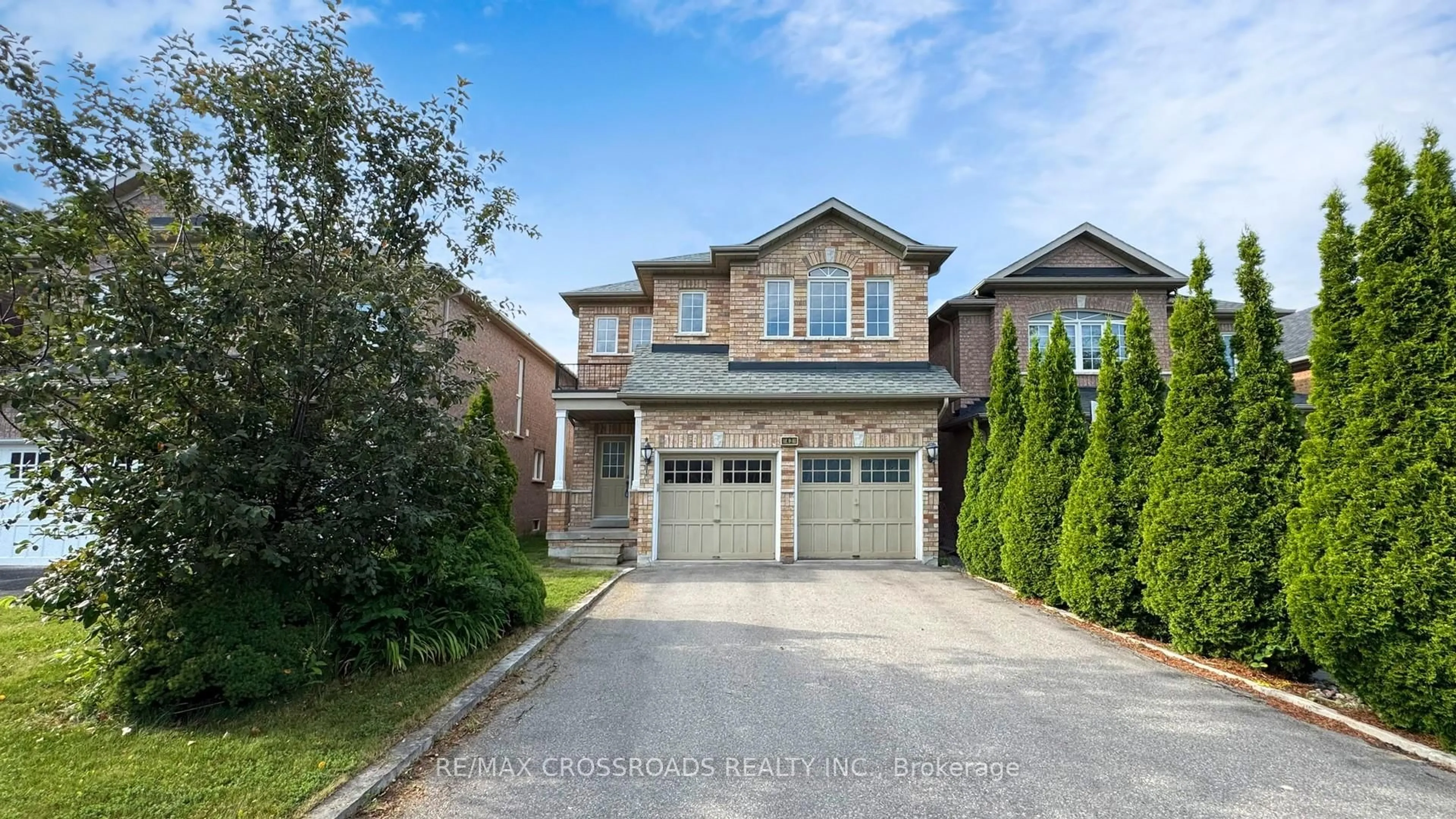 Home with brick exterior material, street for 43 Crescendo Ave, Richmond Hill Ontario L4S 2S1