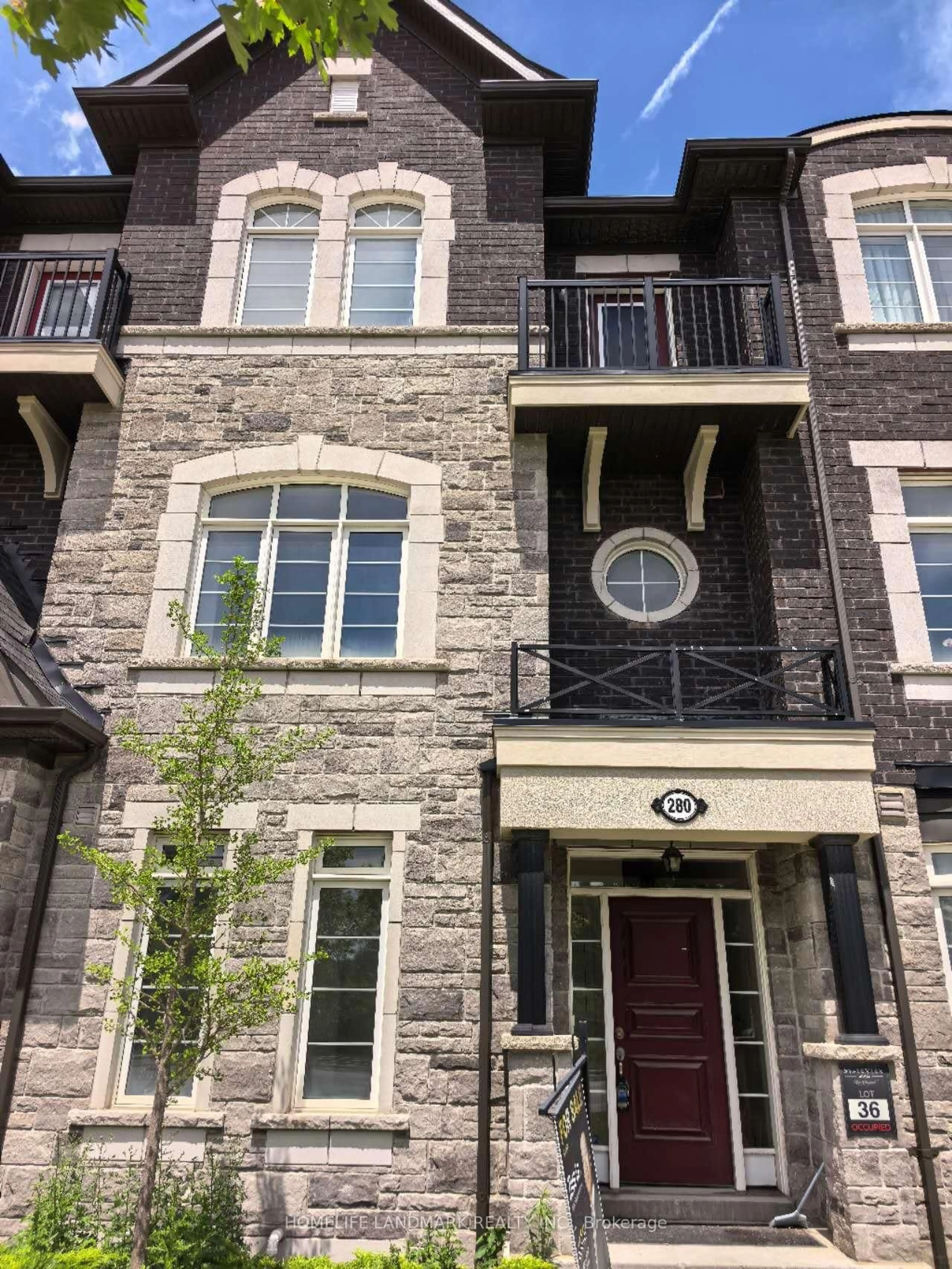 Home with brick exterior material, street for 280 King Rd, Richmond Hill Ontario L4E 1H3