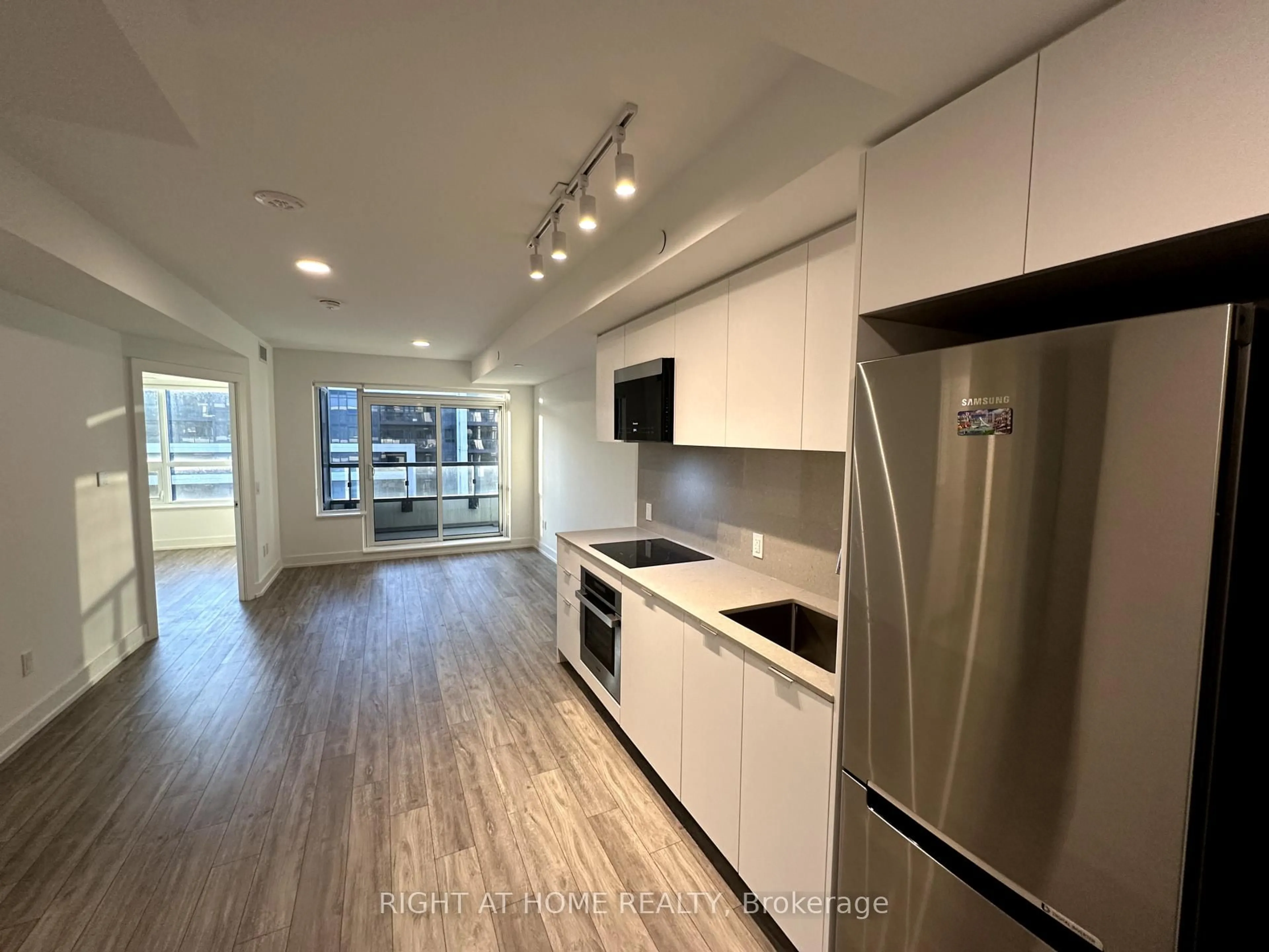 Open concept kitchen, unknown for 8 CEDARLAND Dr #1005, Markham Ontario L6G 0H4