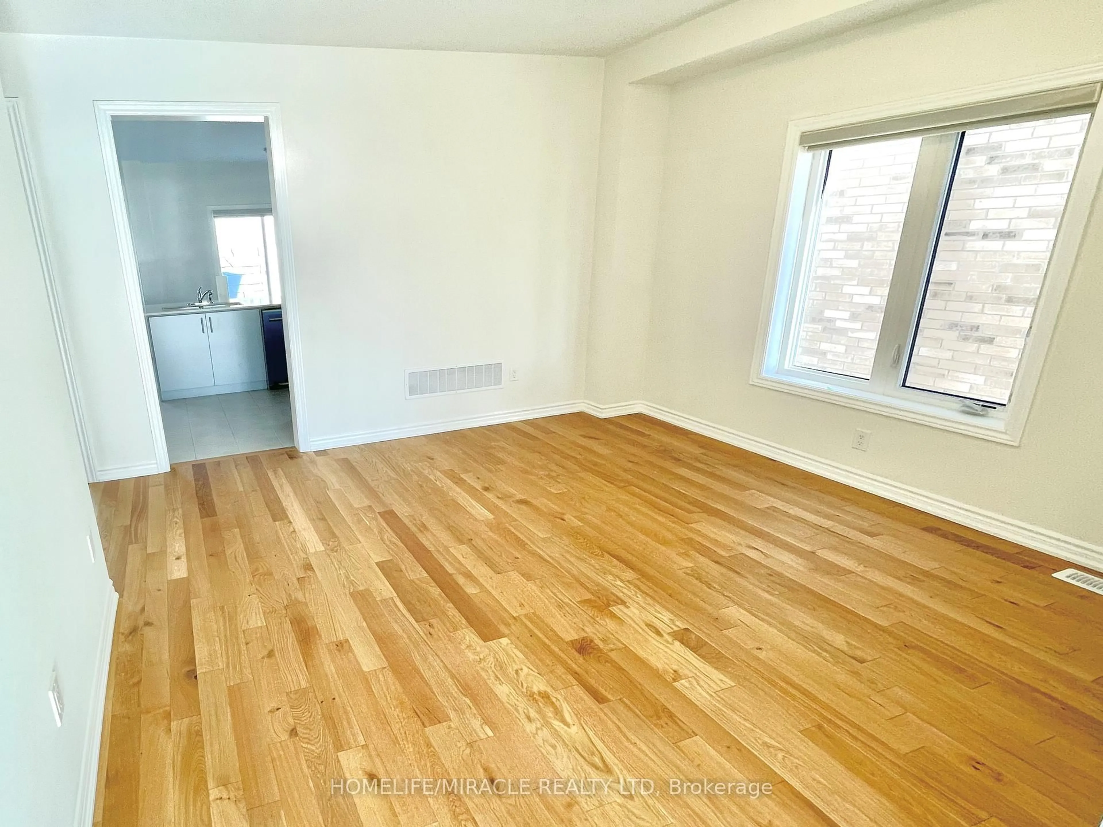 A pic of a room for 45 Lawrence D. Pridham Ave, New Tecumseth Ontario L9R 0X2
