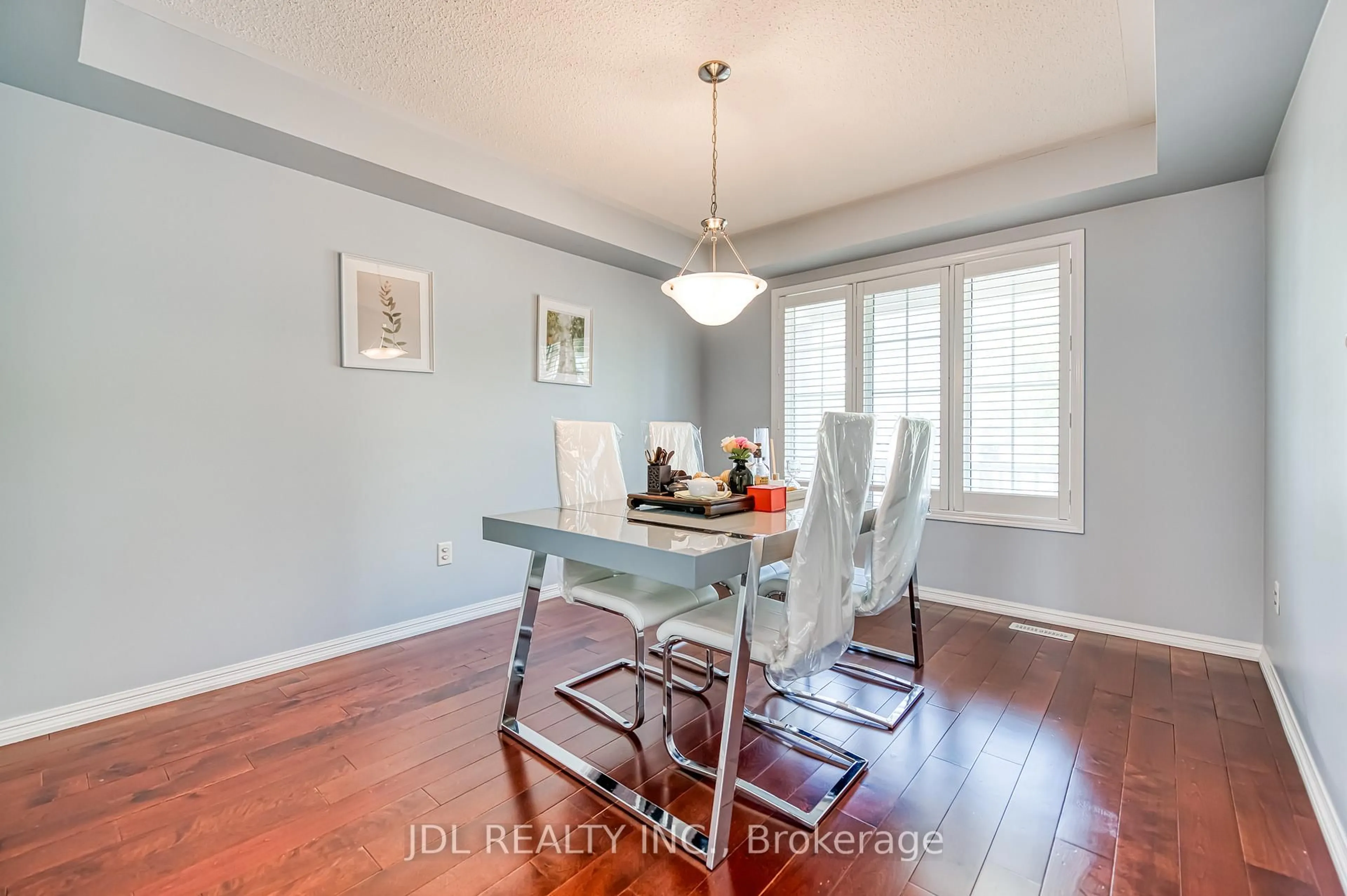 Dining room, wood/laminate floor for 33 Walter Sangster Rd, Whitchurch-Stouffville Ontario L4A 0J5
