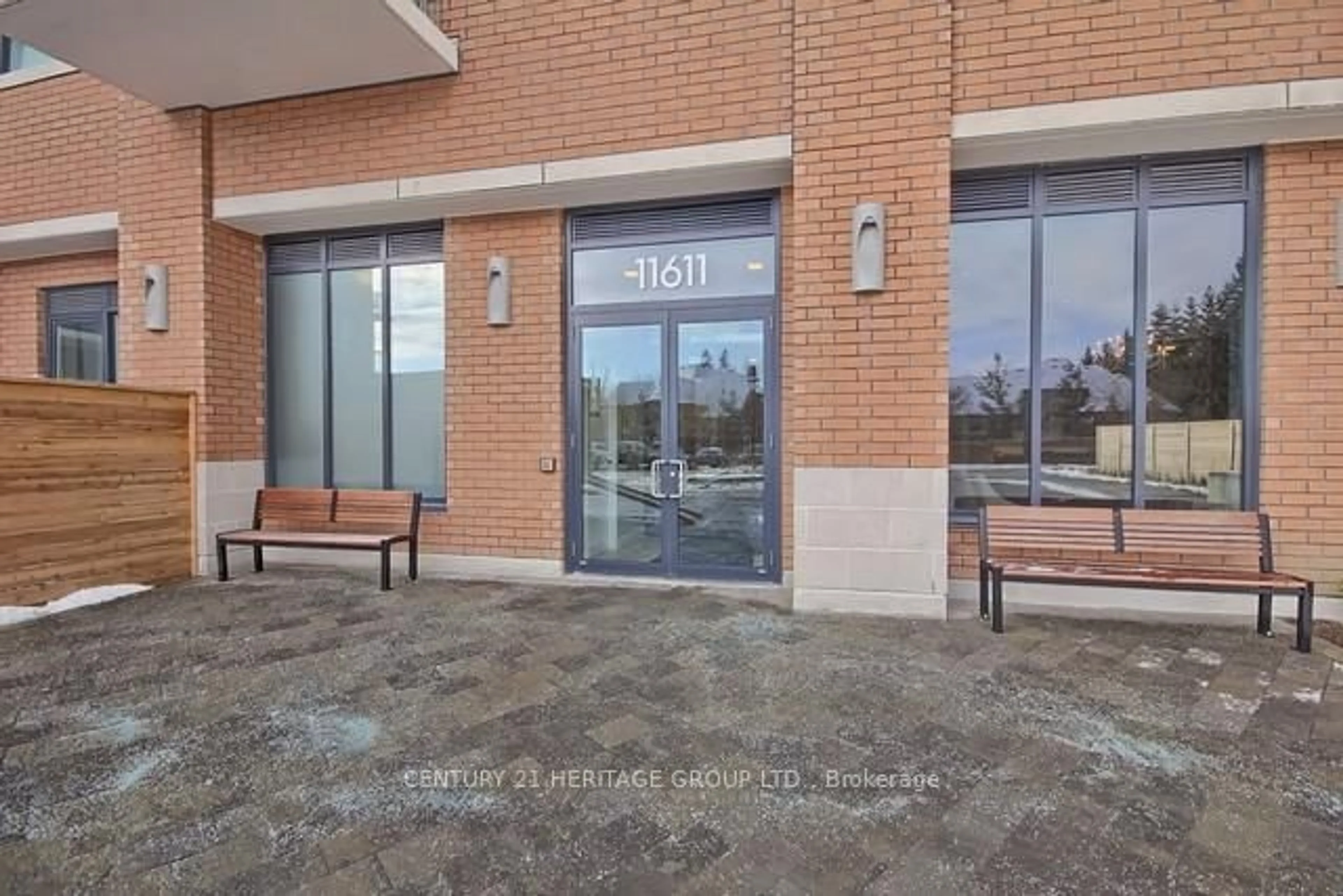 Unknown for 11611 Yonge St, Richmond Hill Ontario L4E 1G2