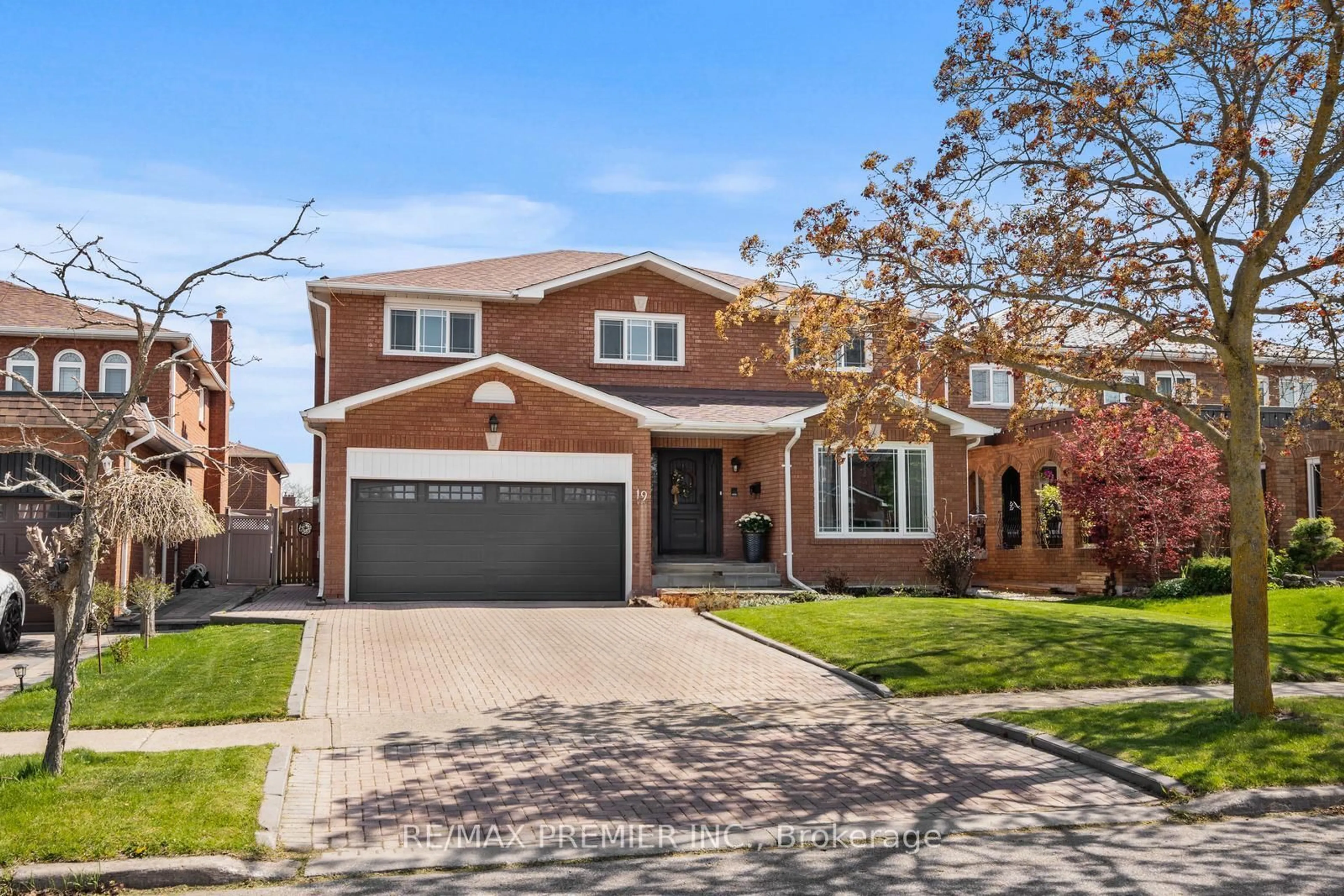 Home with brick exterior material, street for 19 Claudia Ave, Vaughan Ontario L4L 6S1
