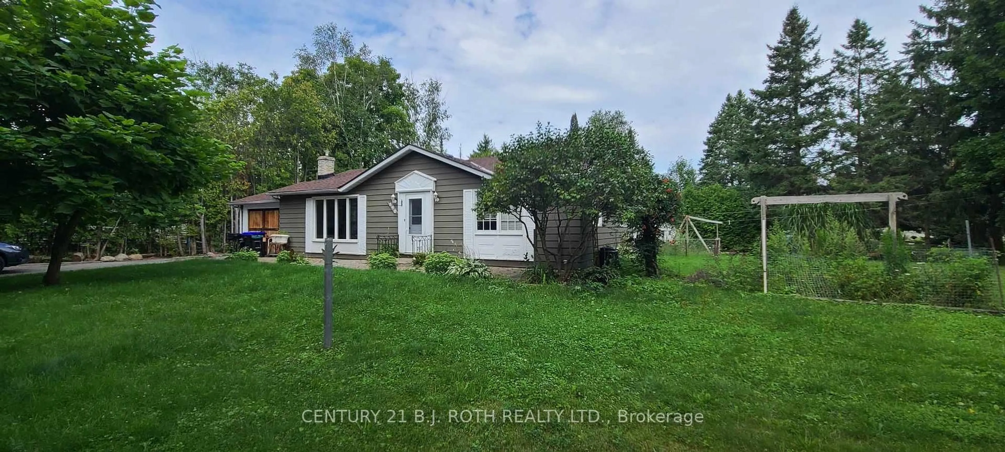 Unknown for 890 Lebanon Dr, Innisfil Ontario L9S 2C4