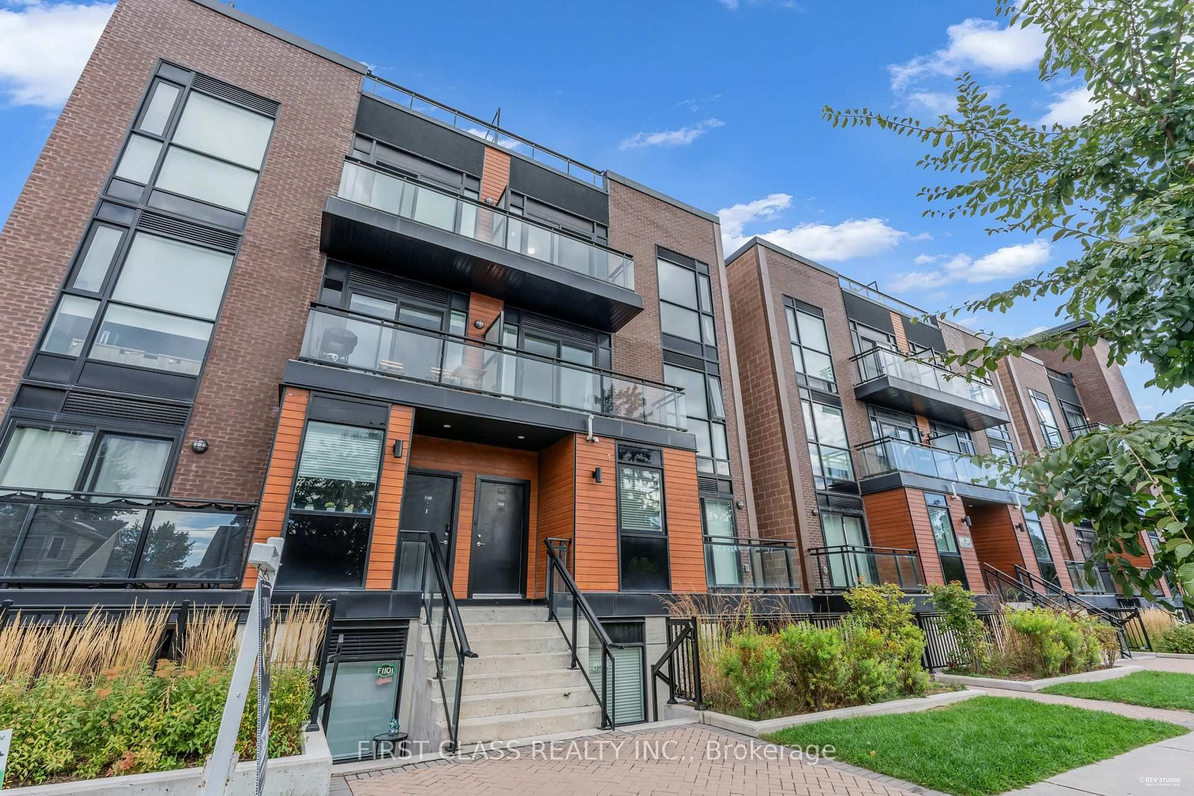 Unknown for 32 Coles Ave #F1003, Vaughan Ontario L4L 0J1