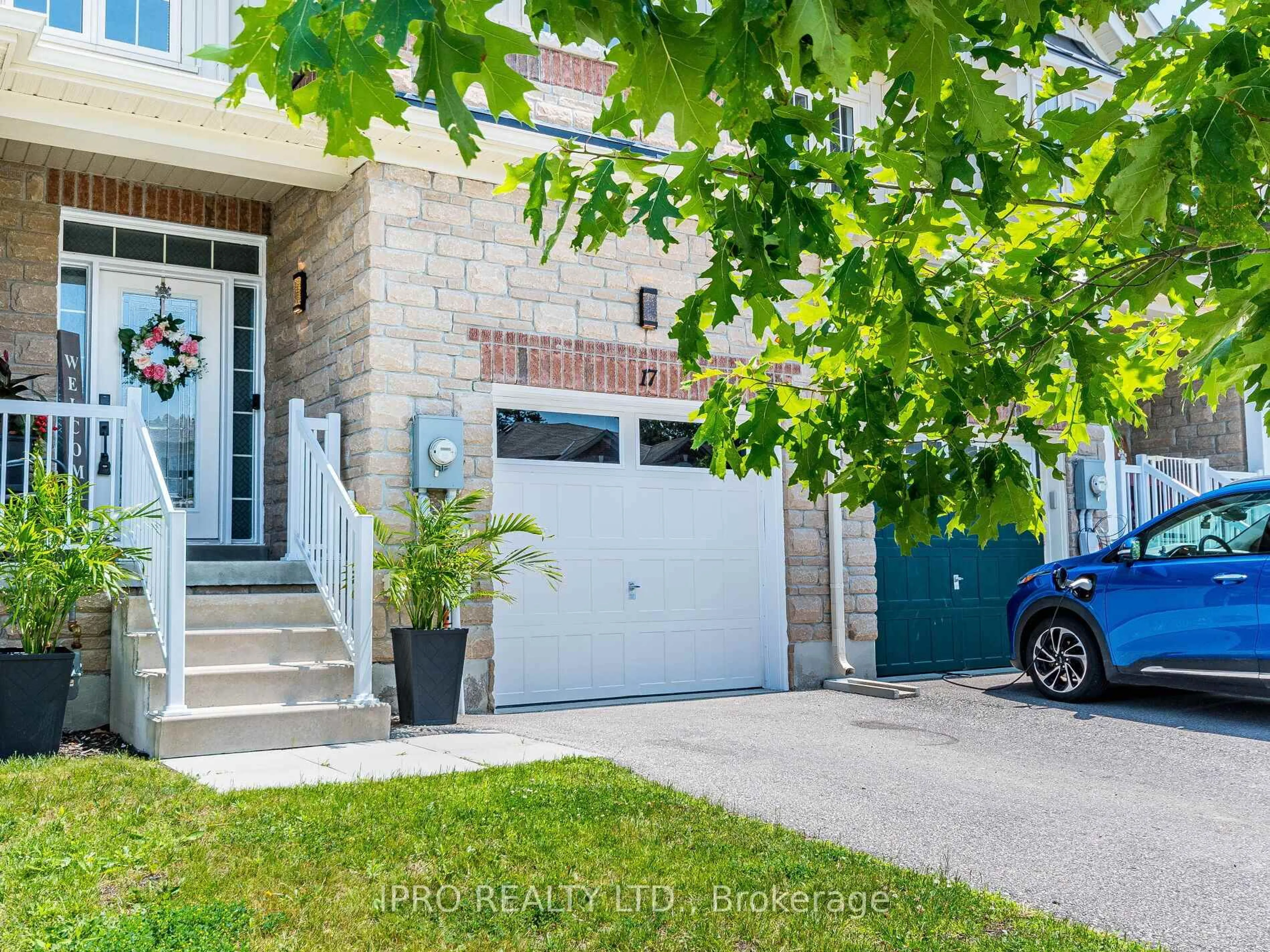 Home with brick exterior material, street for 17 Greenwood Dr, Essa Ontario L3W 0N5