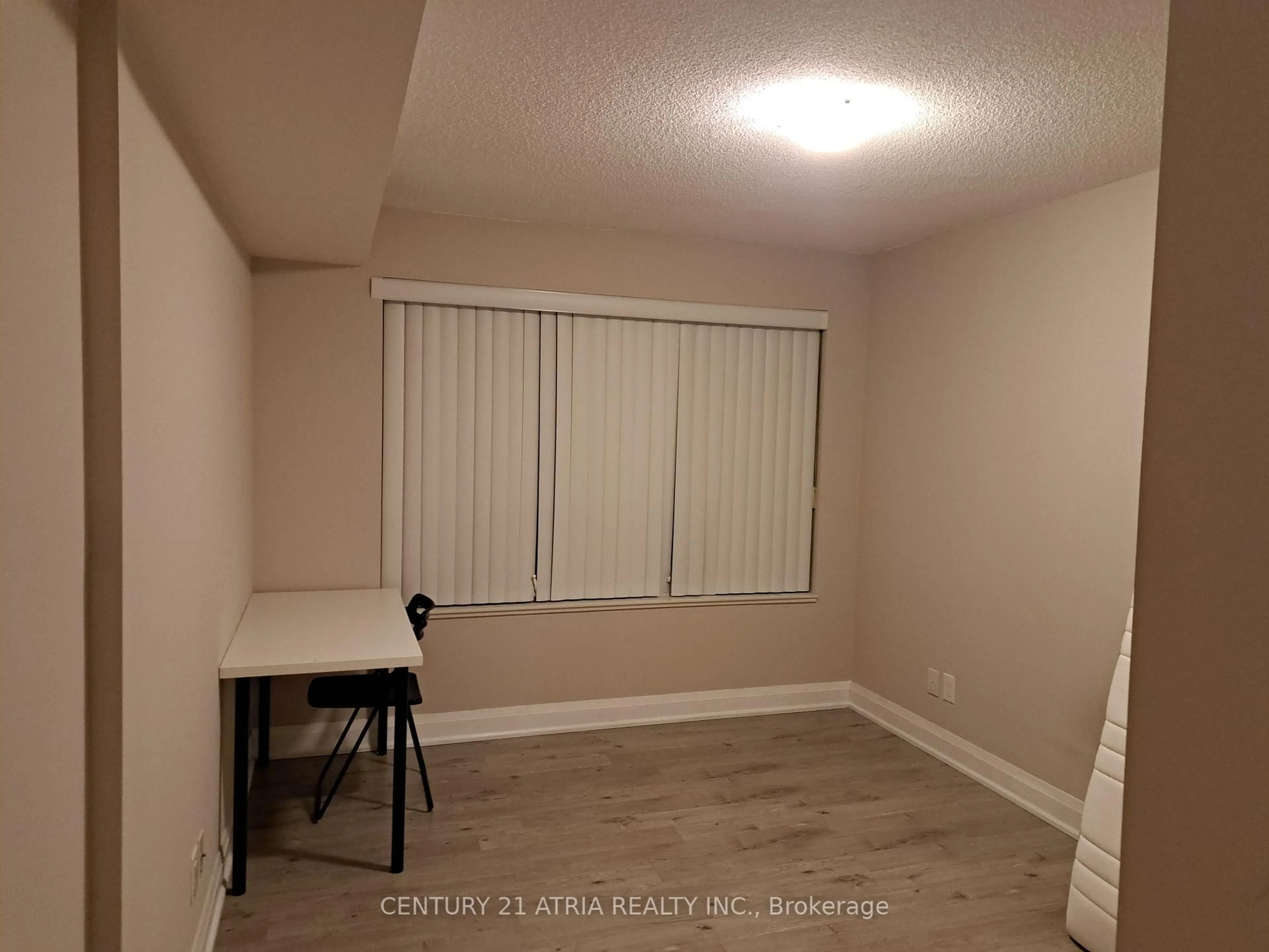 A pic of a room for 1 Uptown Dr #517, Markham Ontario L3R 5C1