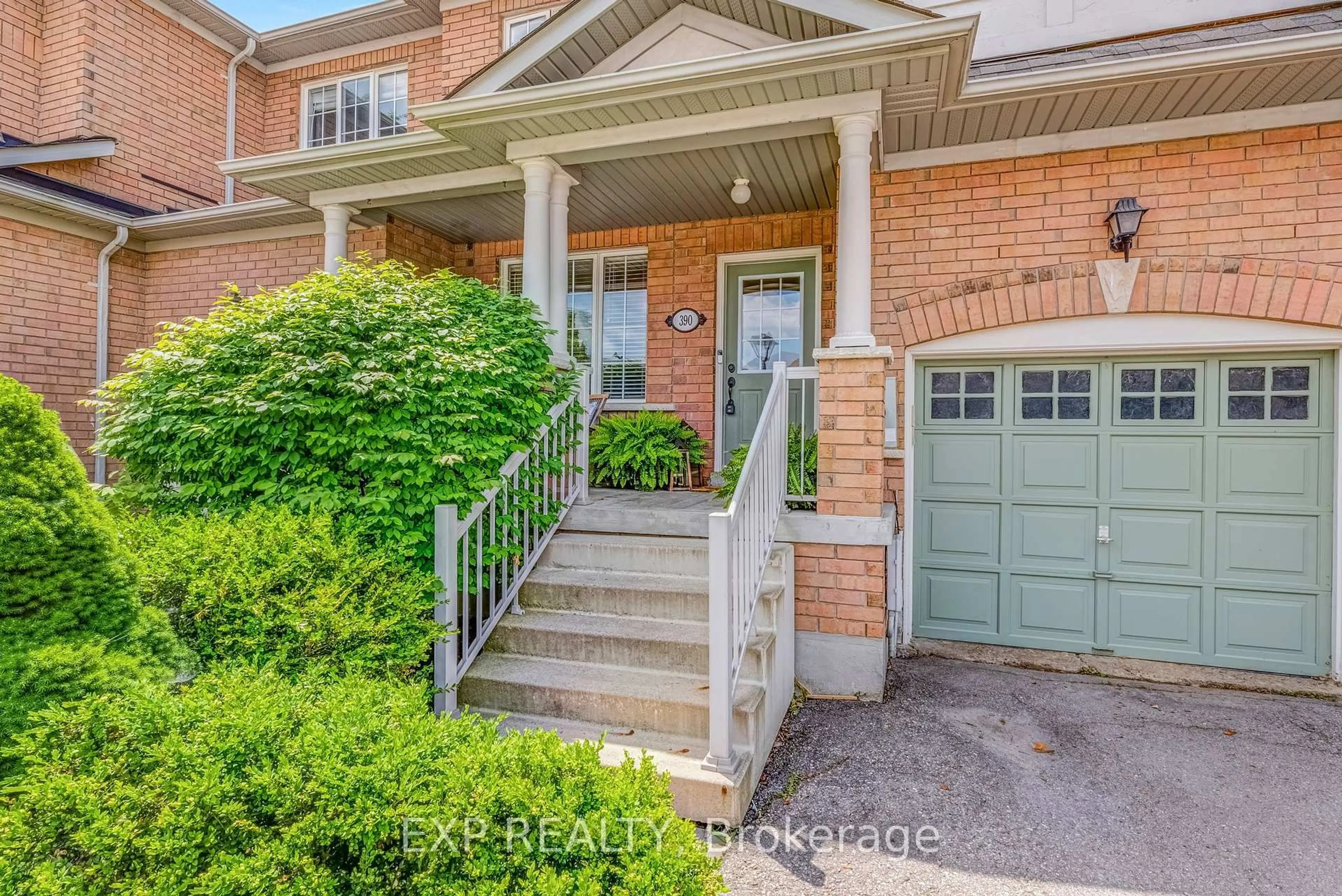 Unknown for 390 Flagstone Way, Newmarket Ontario L3X 2R3