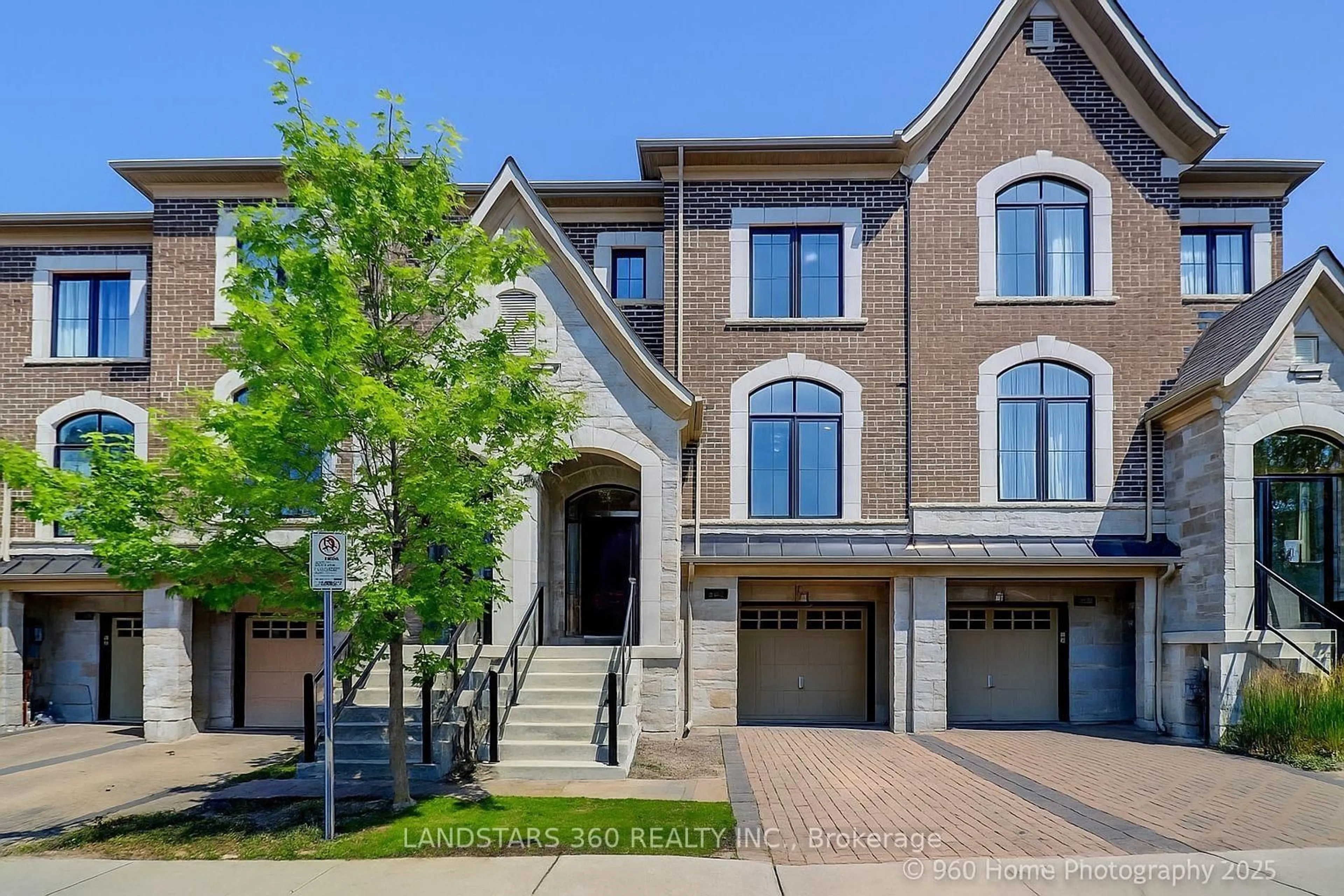 Home with brick exterior material, street for 27 Duncombe Lane, Richmond Hill Ontario L4C 1C2