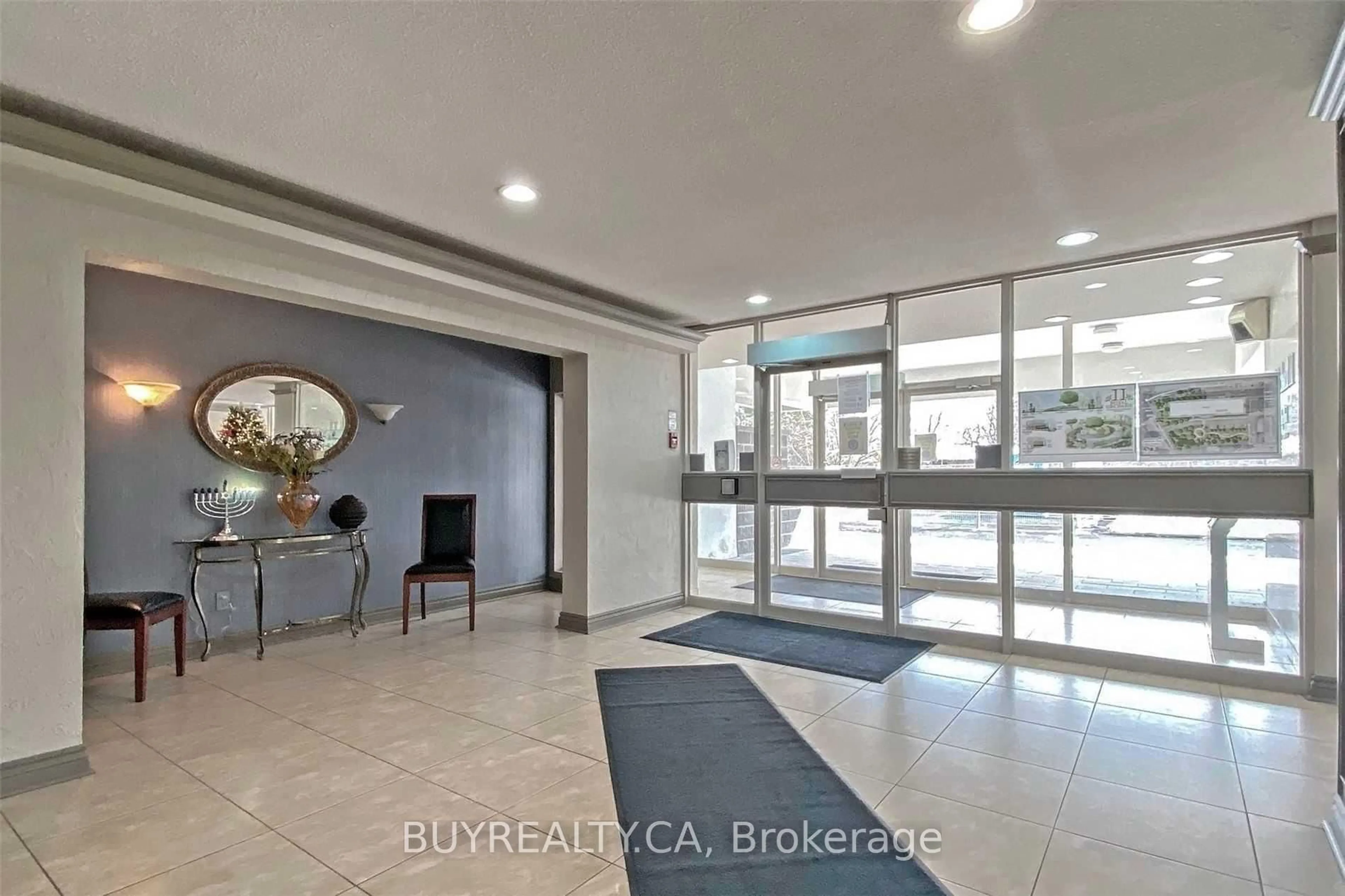 Indoor foyer for 80 Inverlochy Blvd #710, Markham Ontario L3T 4P3